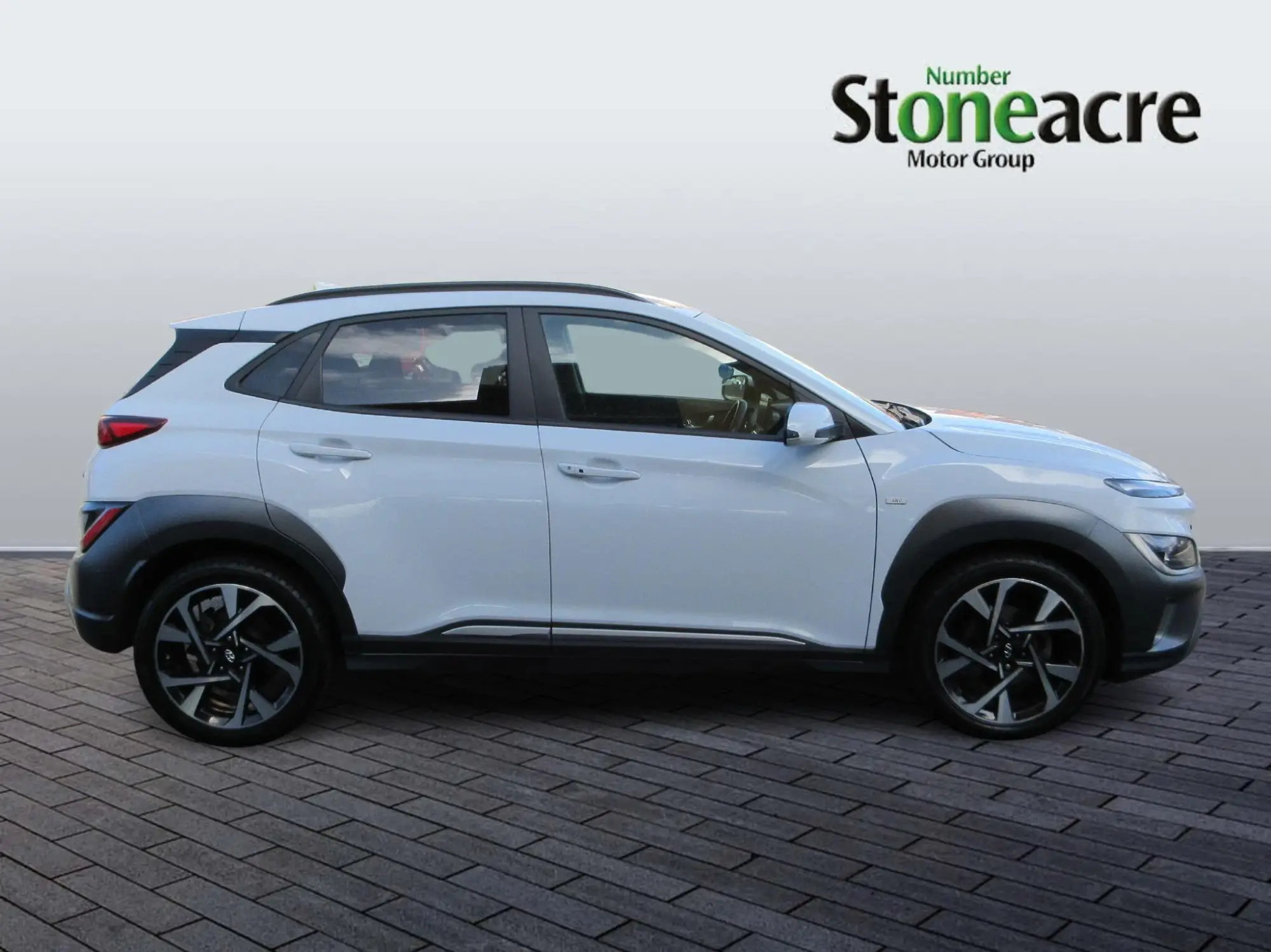 Hyundai KONA 1.0 T-GDi MHEV Premium SUV 5dr Petrol Hybrid Manual Euro 6 (s/s) (120 ps) YS70XDJ Image 2