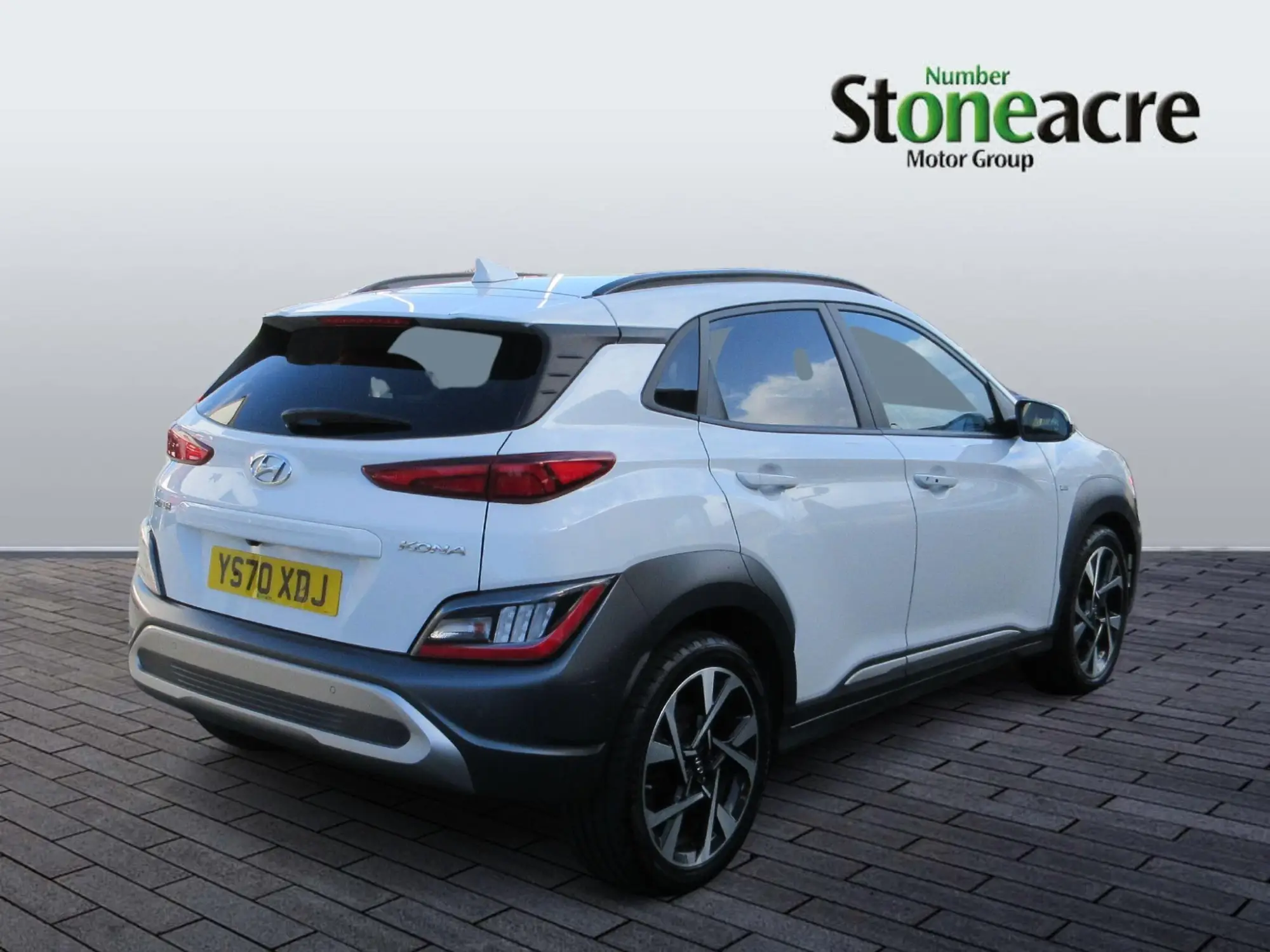Hyundai KONA 1.0 T-GDi MHEV Premium SUV 5dr Petrol Hybrid Manual Euro 6 (s/s) (120 ps) YS70XDJ Image 3