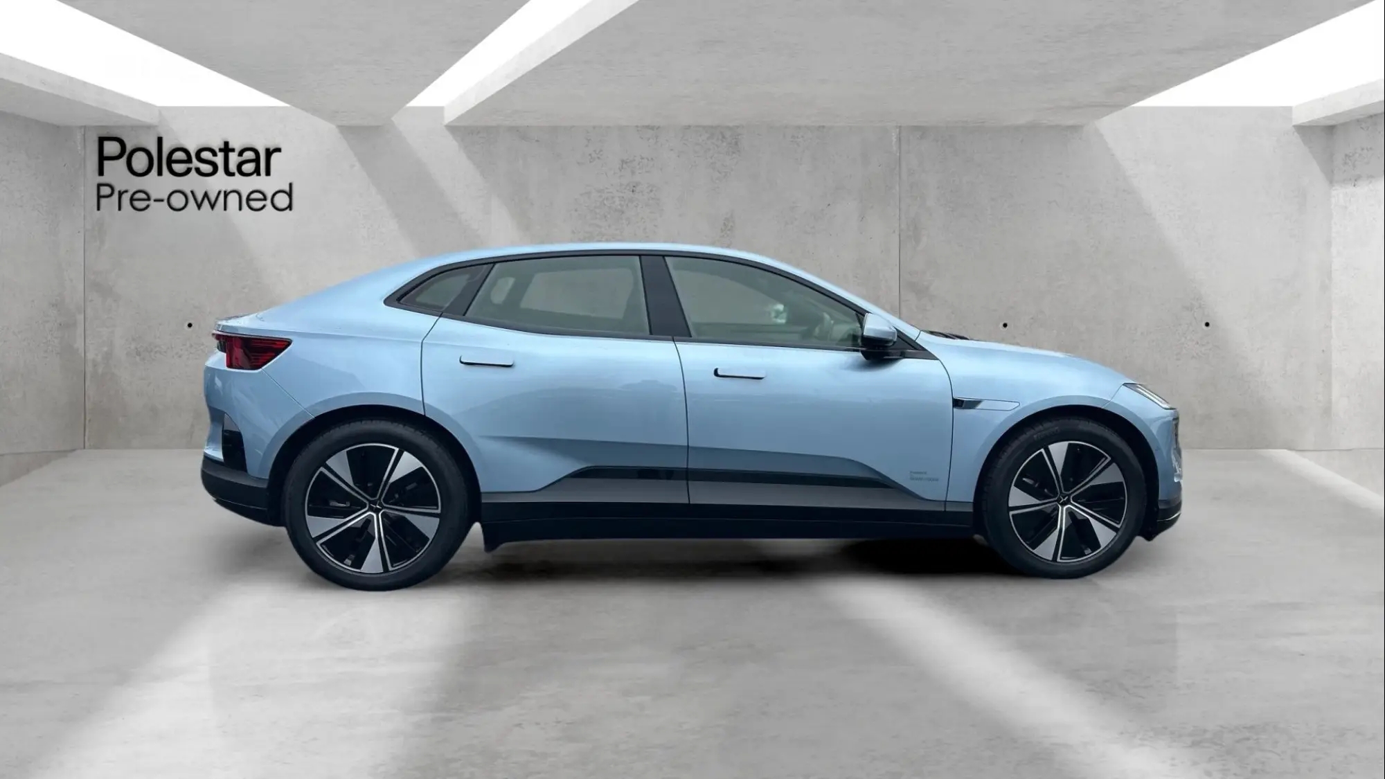 Polestar 4 Single Motor 100kWh Long Range Auto RWD 5dr OV74XNG Image 2
