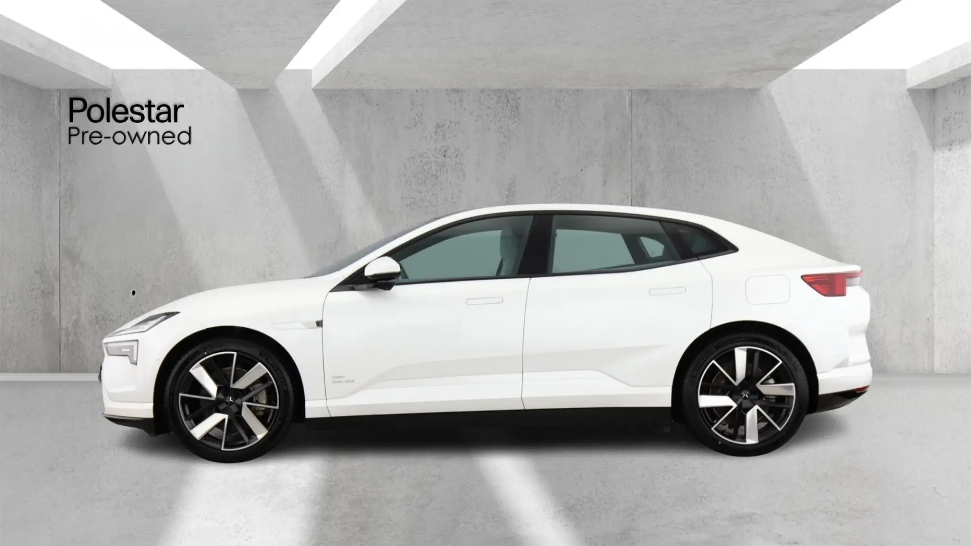 Polestar 4 Single Motor 100kWh Long Range Auto RWD 5dr OV25BJJ Image 2