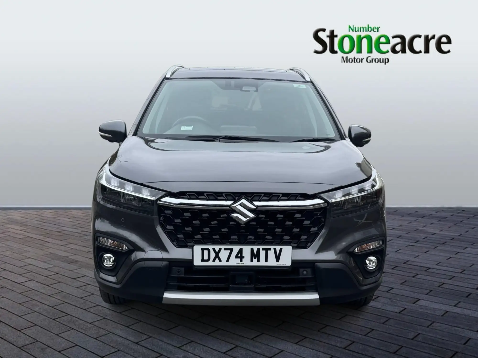 Suzuki S-Cross Hybrid Image 3