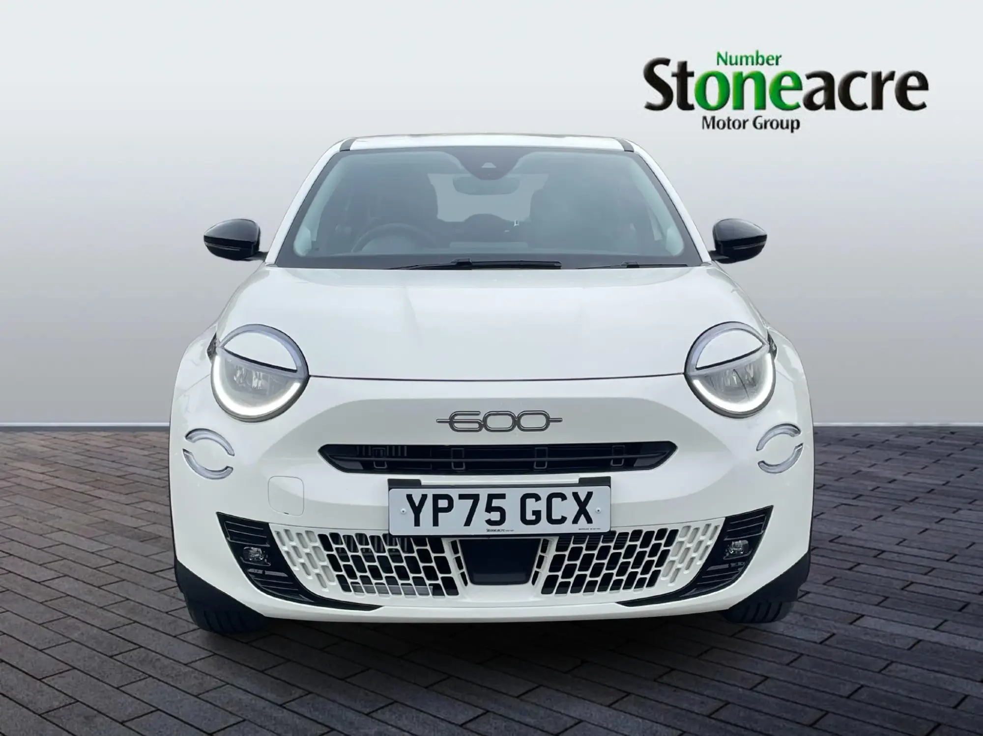 Fiat 600 1.2 MHEV 136 e-DCT Euro 6 (s/s) 5dr YP75GCX Image 2