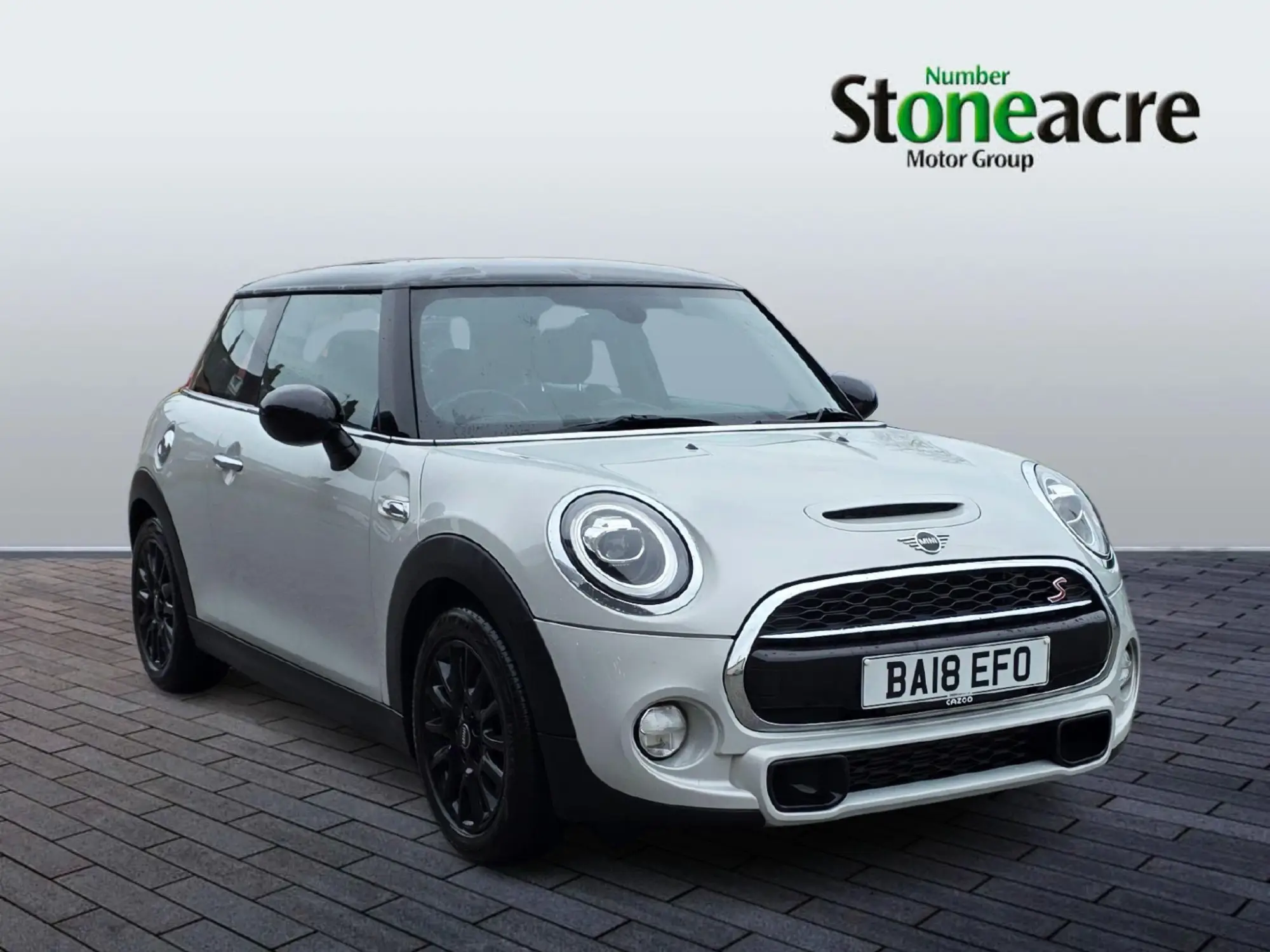 MINI Hatch 2.0 Cooper S Steptronic Euro 6 (s/s) 3dr BA18EFO Image 1