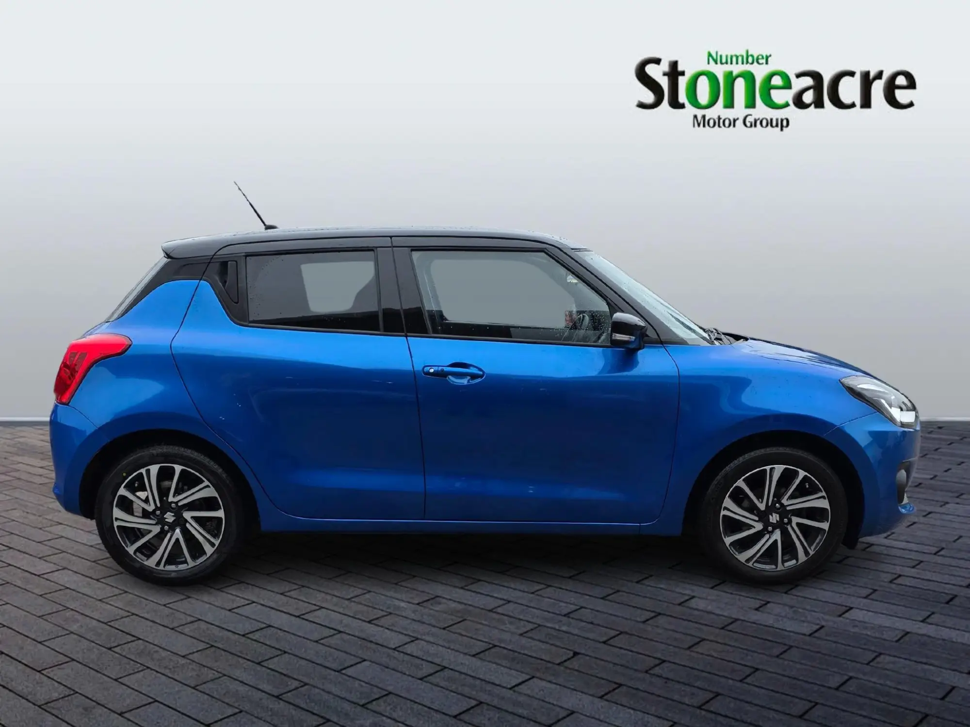 Suzuki Swift 1.2 Dualjet 83 12V Hybrid SZ5 5dr Auto KP23MZD Image 2