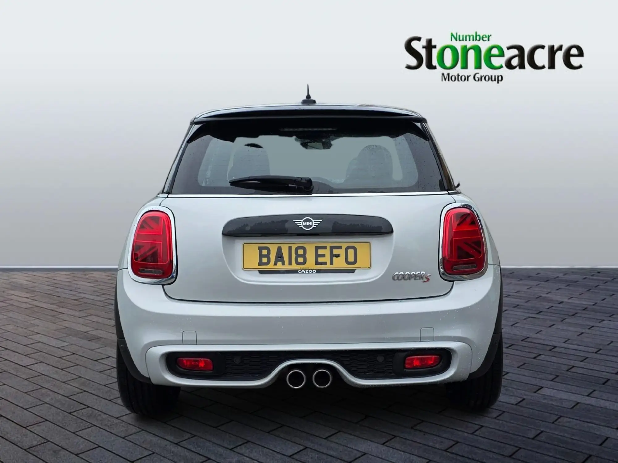 MINI Hatch 2.0 Cooper S Steptronic Euro 6 (s/s) 3dr BA18EFO Image 3