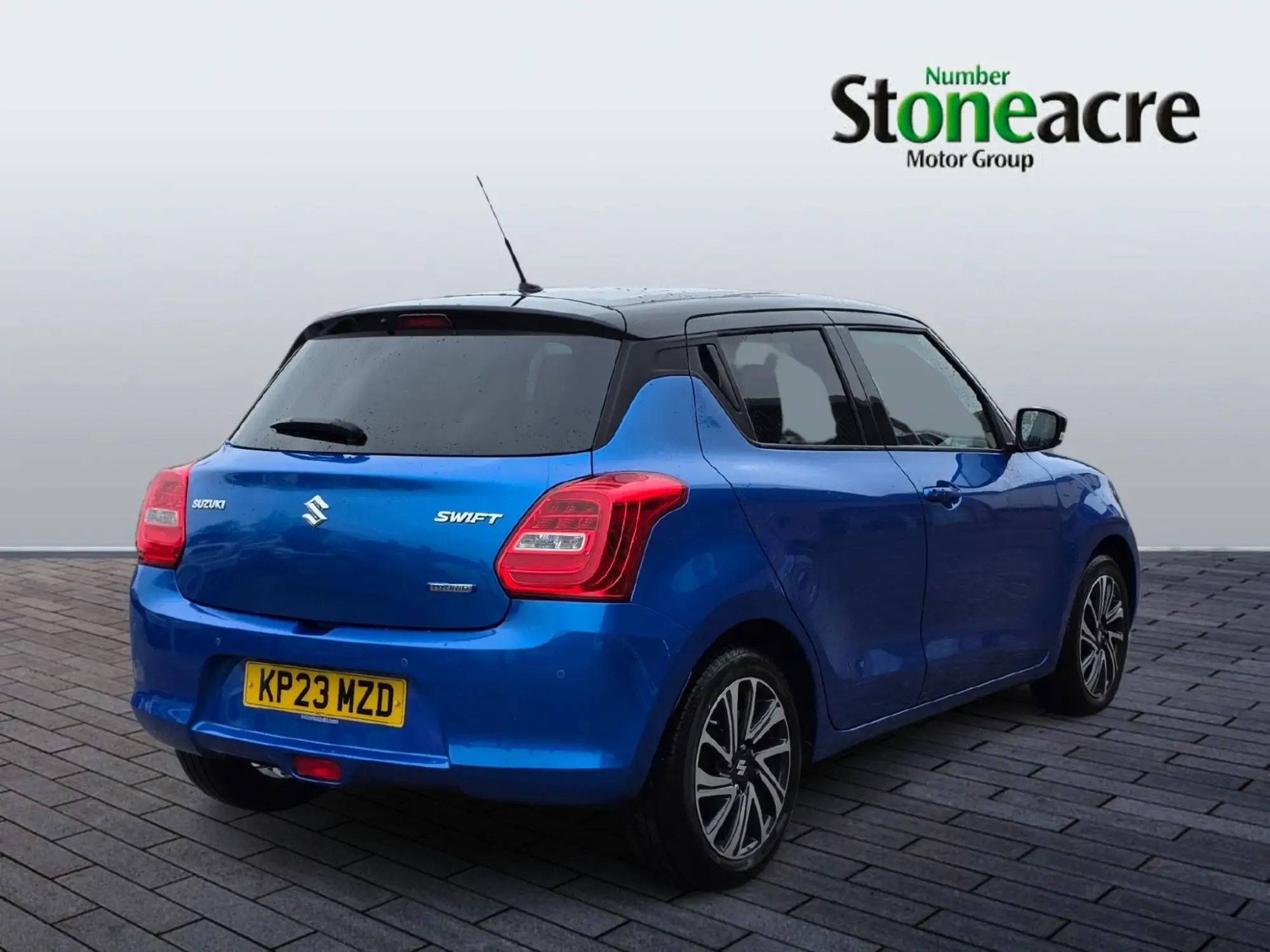 Suzuki Swift 1.2 Dualjet 83 12V Hybrid SZ5 5dr Auto KP23MZD Image 3