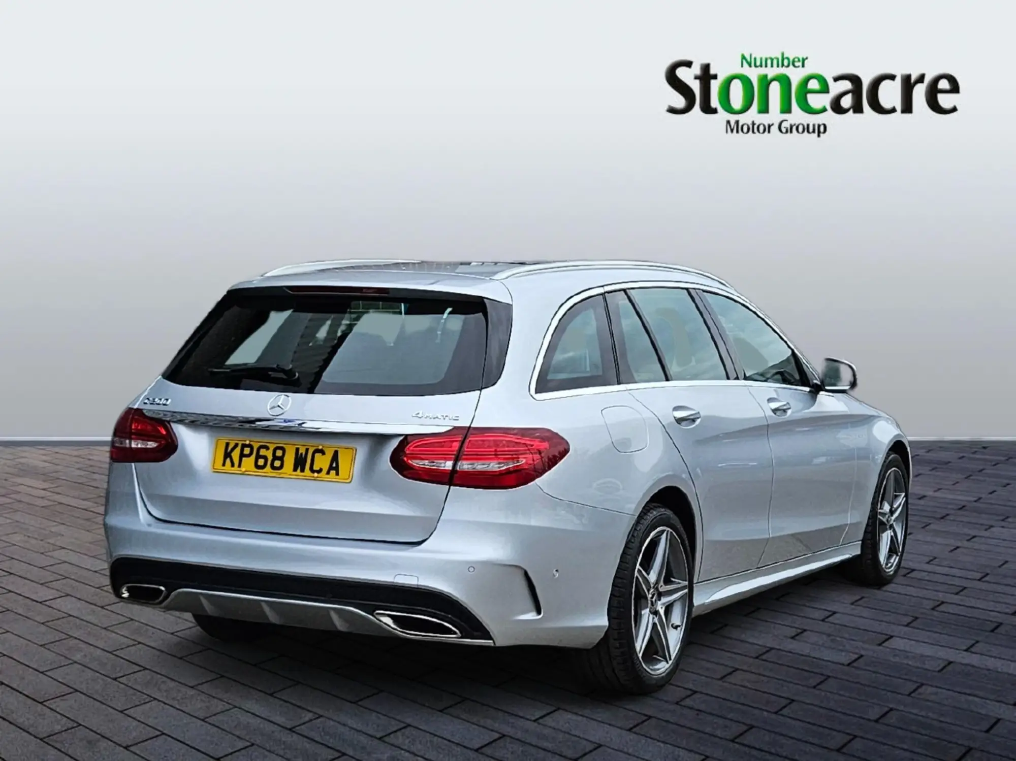 Mercedes-Benz C-Class 2.0 C200 AMG Line (Premium) G-Tronic+ 4MATIC Euro 6 (s/s) 5dr KP68WCA Image 3