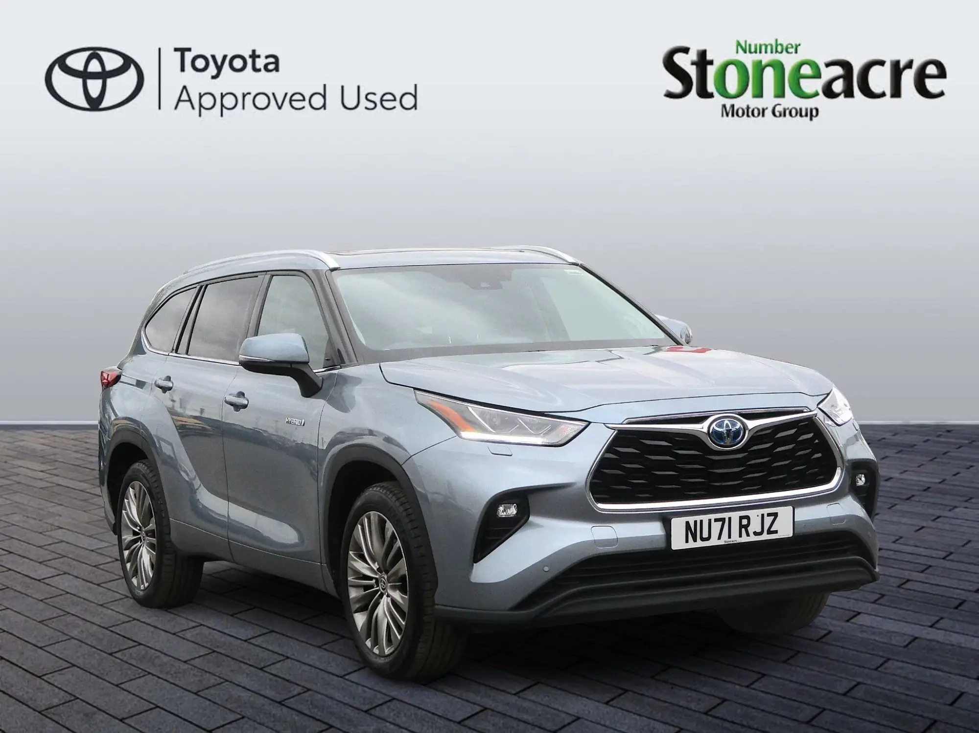 Toyota Highlander 2.5 VVT-h Excel SUV 5dr Petrol Hybrid CVT 4WD Euro 6 (s/s) (248 ps) NU71RJZ Image 1