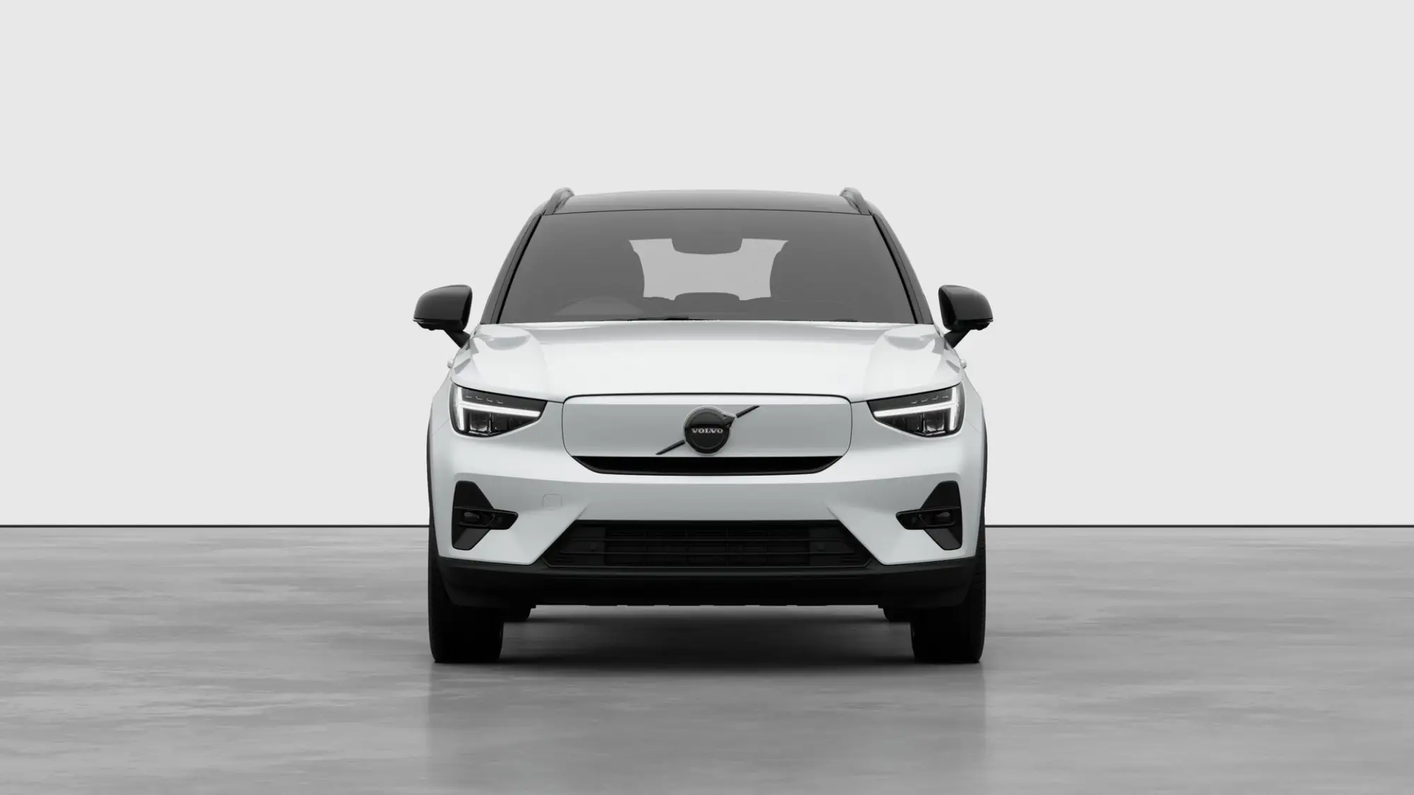 Volvo EX40 325kW TM Perf Plus Black Edition 82kWh 5dr Auto Image 2