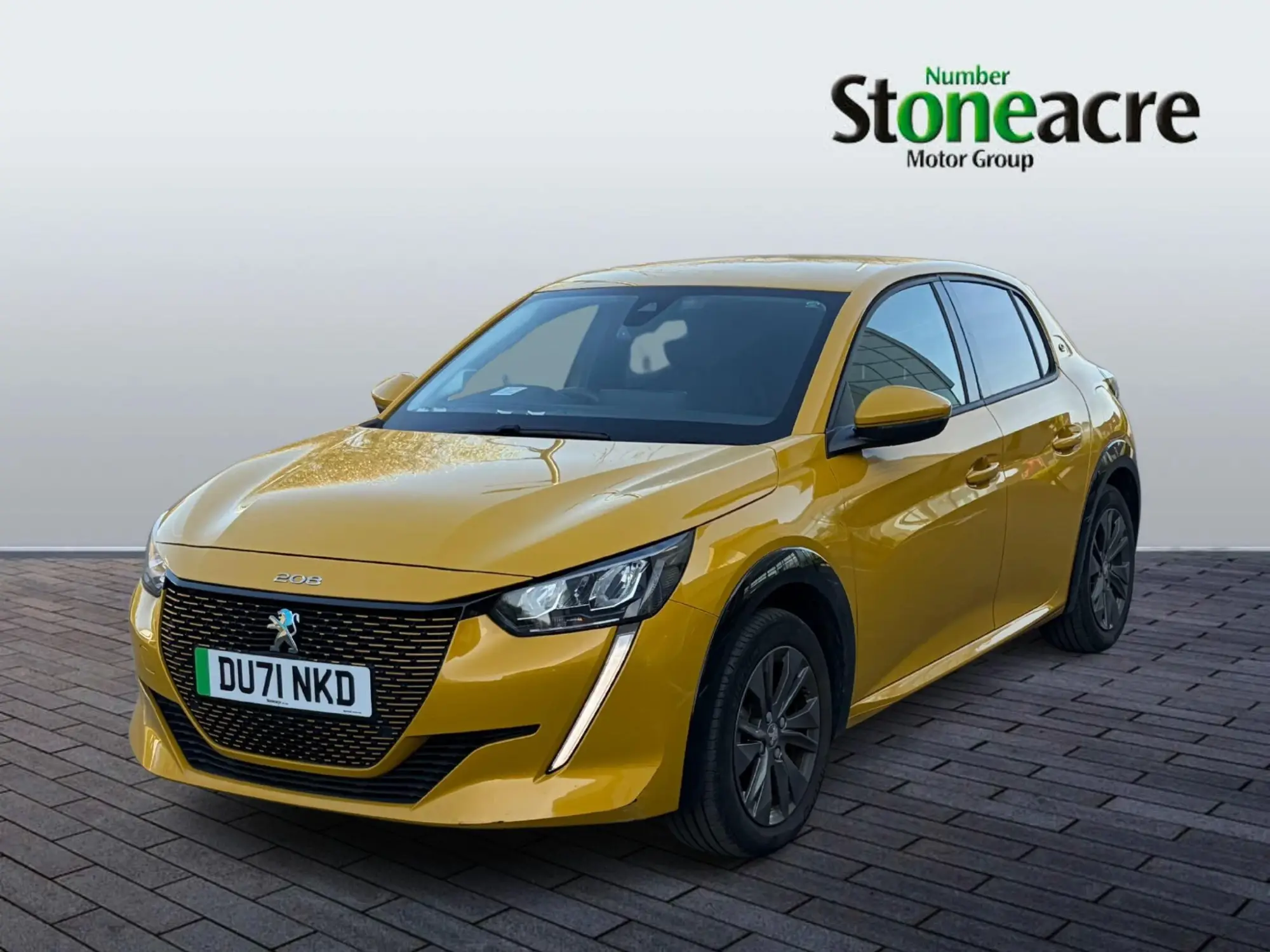 Peugeot E-208 Image 3