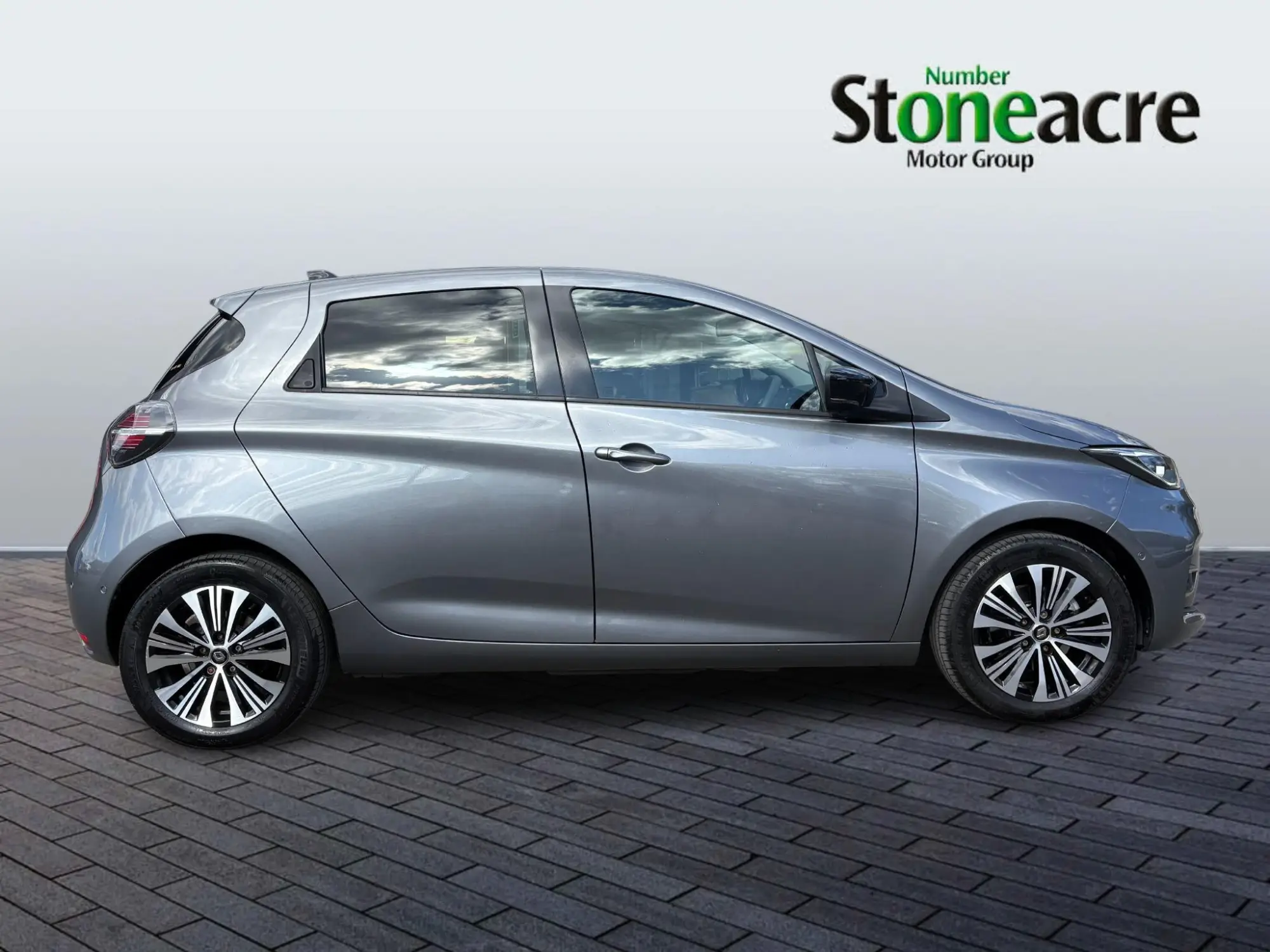 Renault Zoe R135 EV50 52kWh Techno Auto 5dr (Boost Charge) FD72OWX Image 2