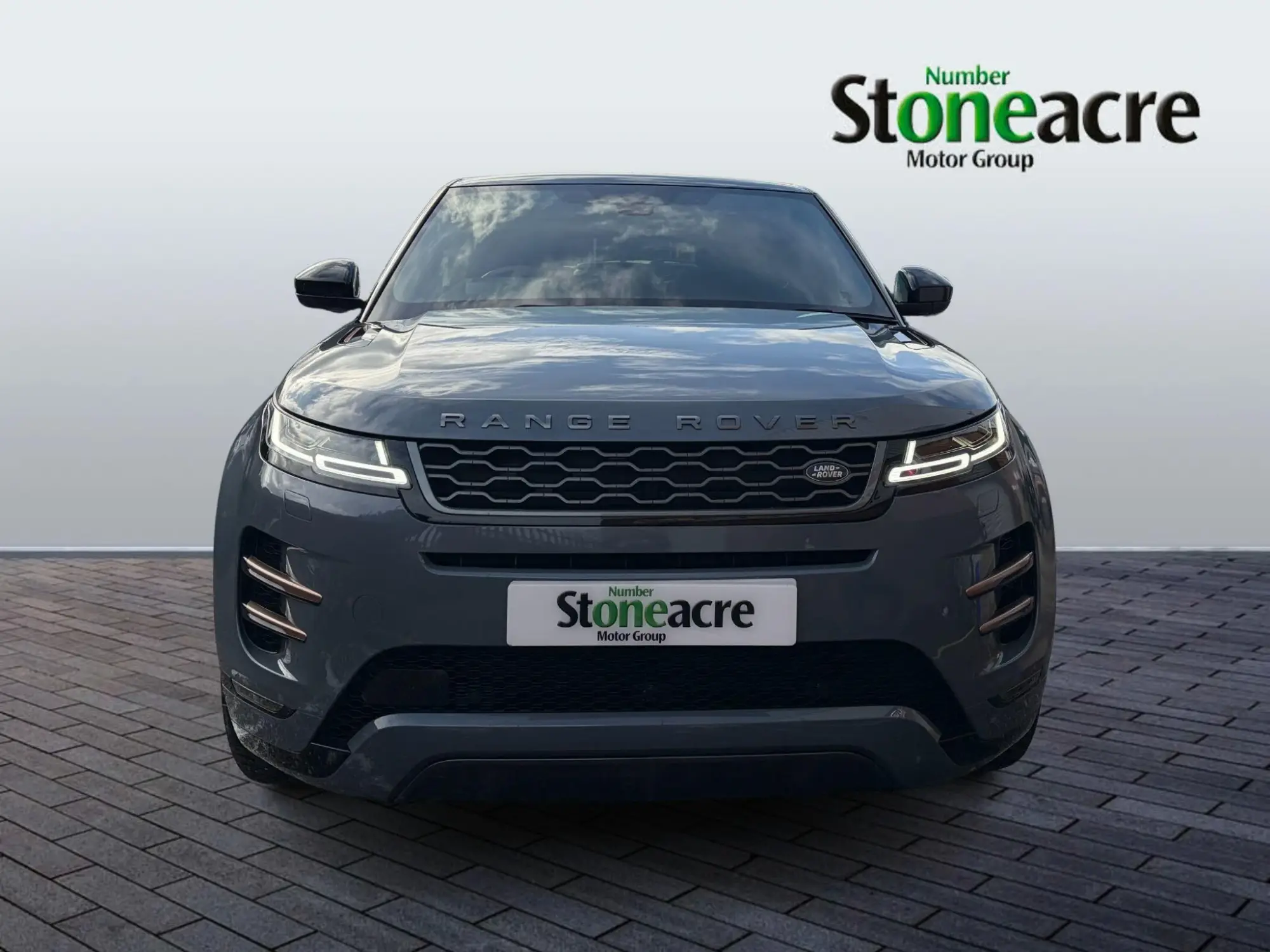 Land Rover Range Rover Evoque 2.0 P250 MHEV First Edition Auto 4WD Euro 6 (s/s) 5dr YK69HZX Image 2