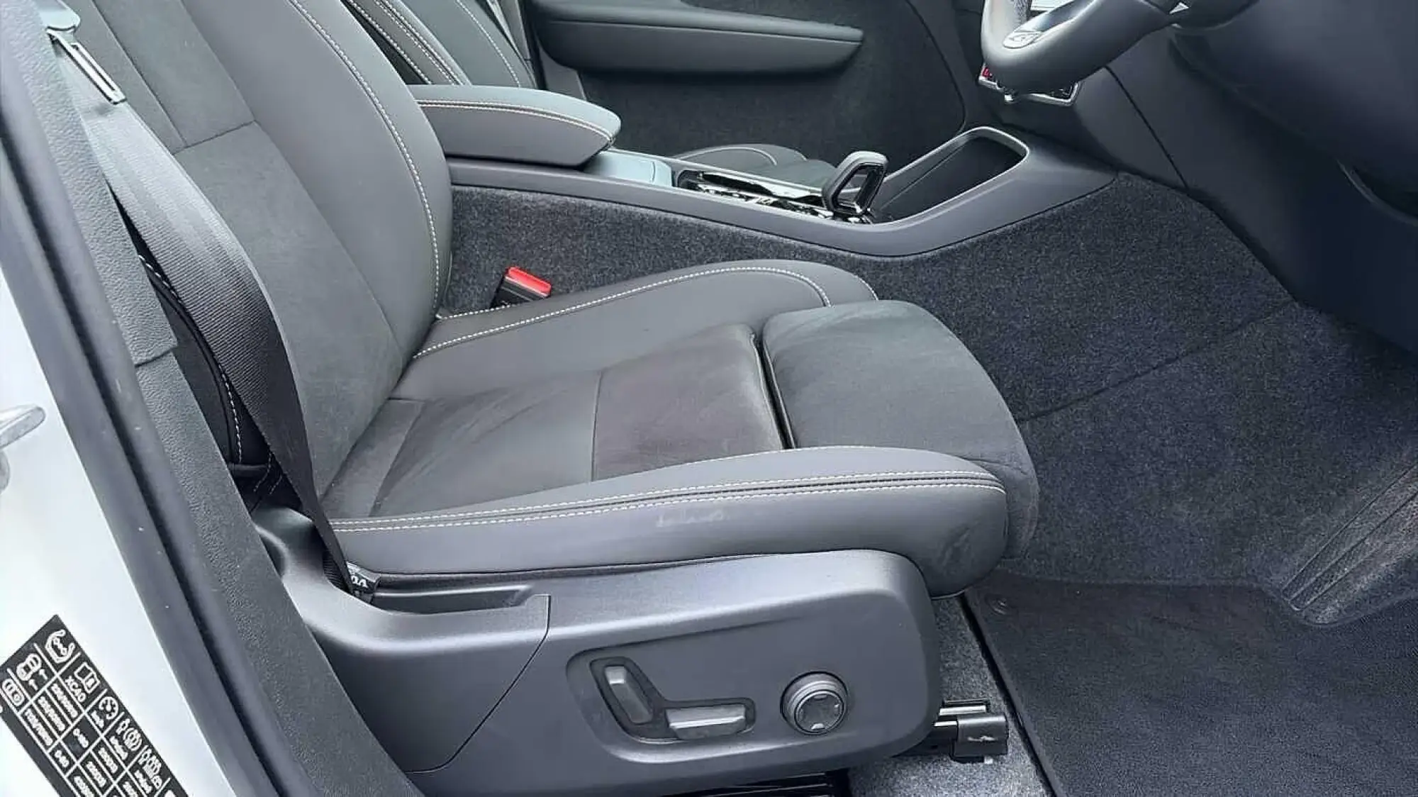 Volvo XC40 Image 25