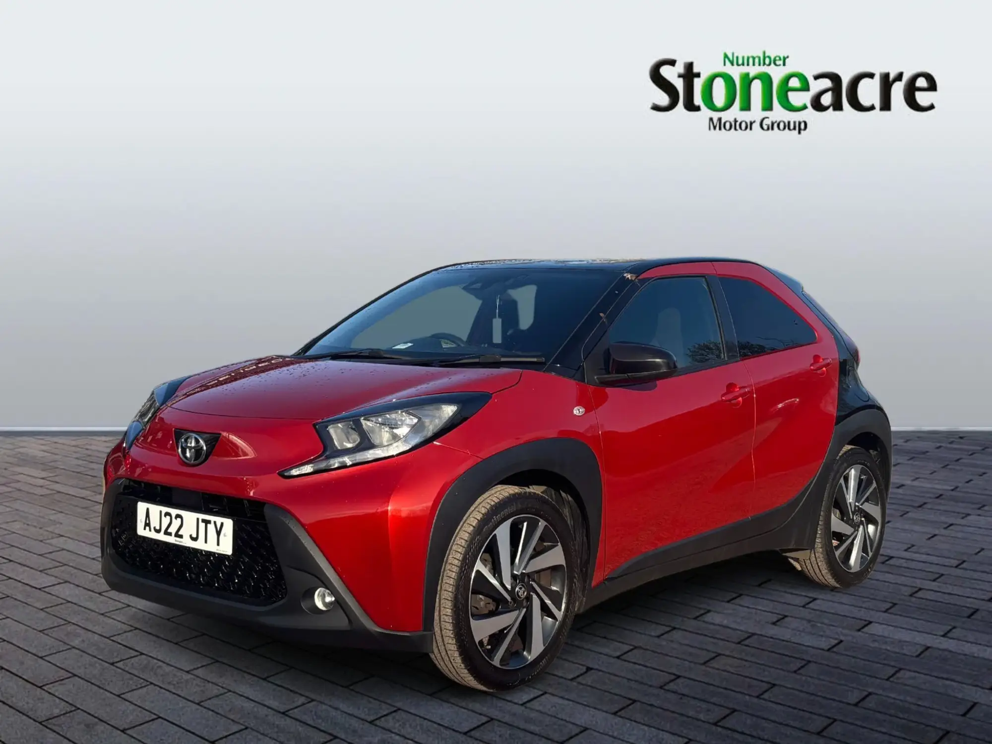 Toyota Aygo X 1.0 VVT-i Edge 5dr AJ22JTY Image 3