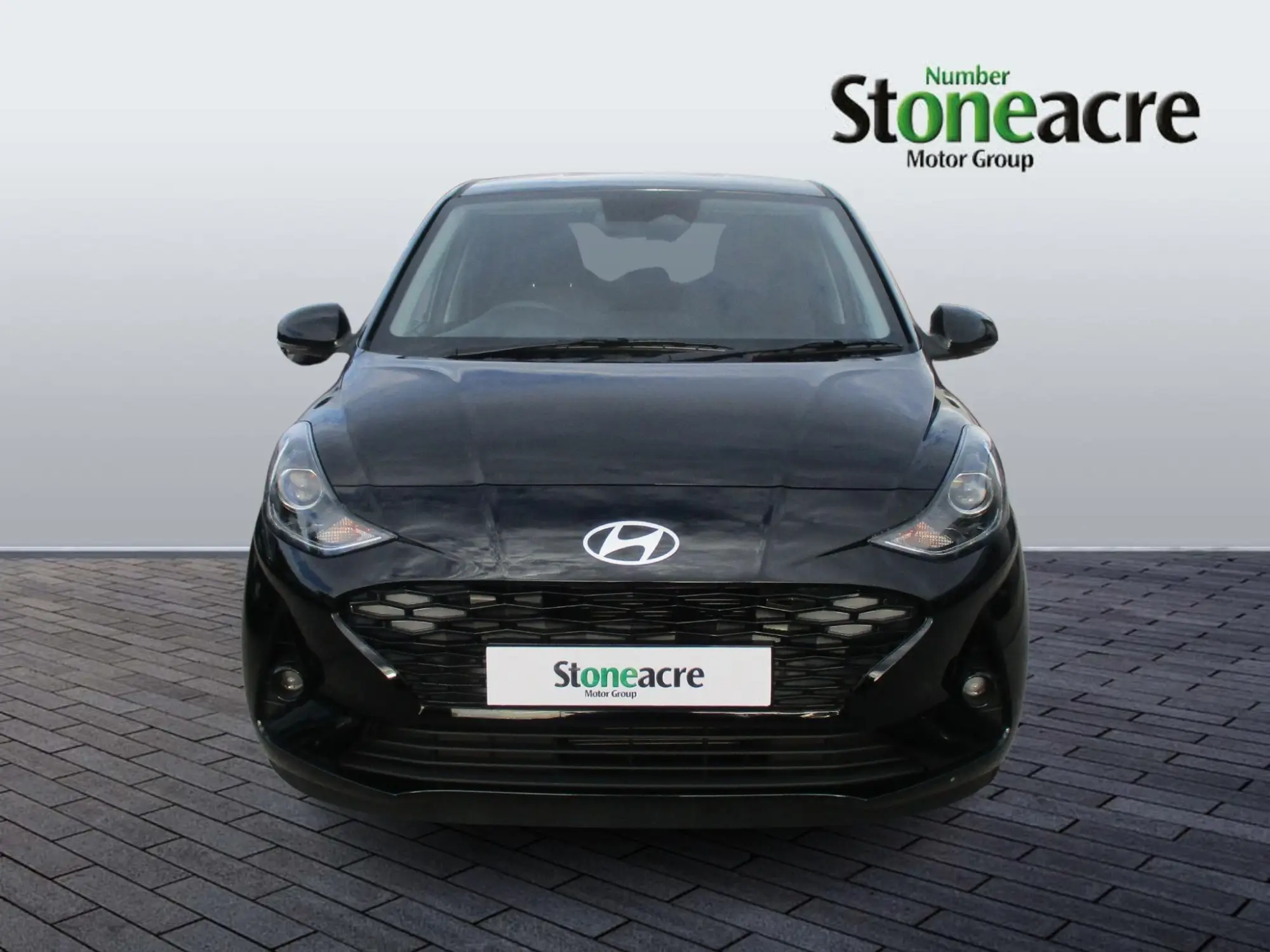 Hyundai i10 Image 2