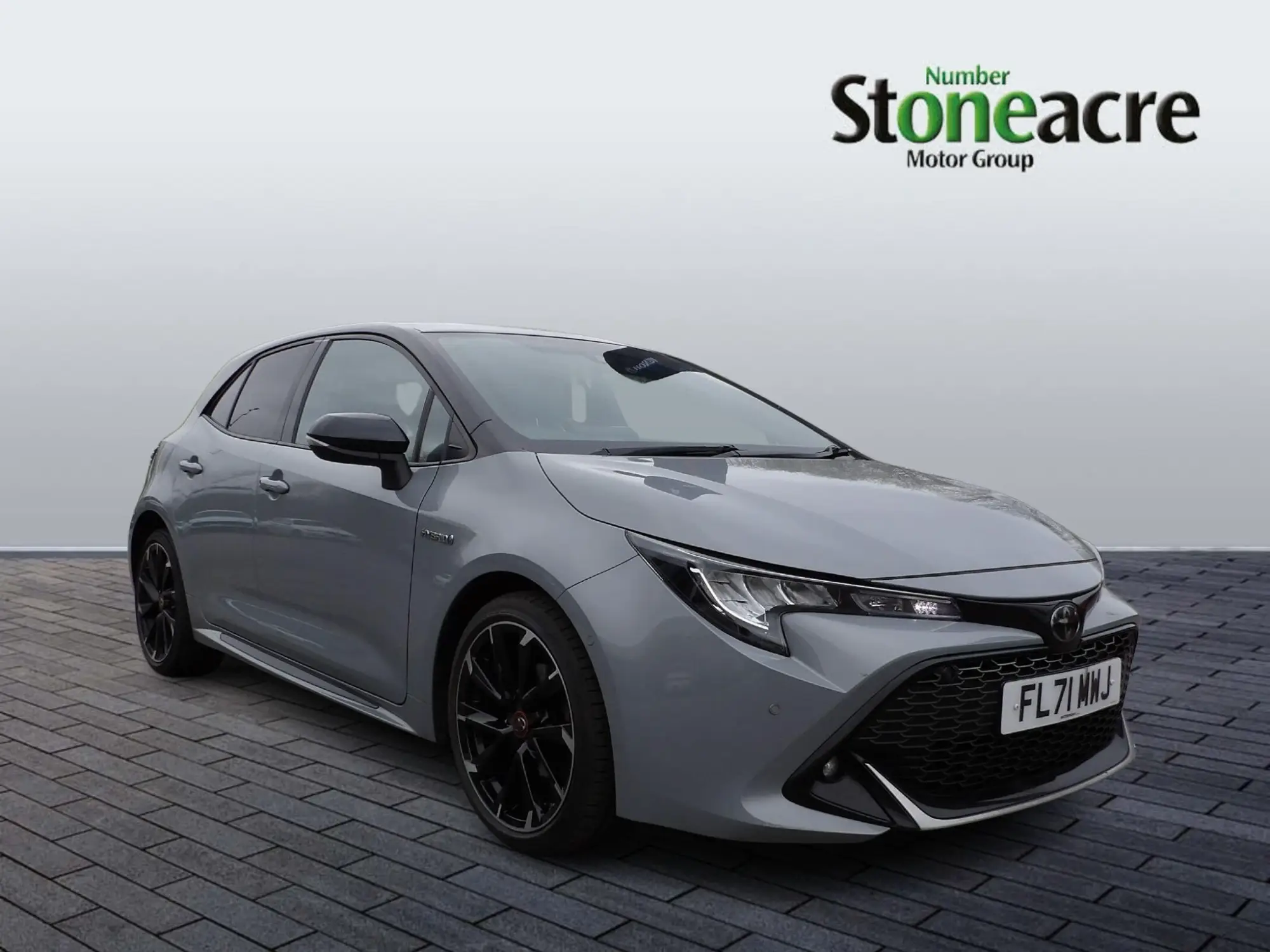 Toyota Corolla Hatchback 1.8 VVT-i Hybrid GR Sport 5dr CVT FL71MWJ Image 1