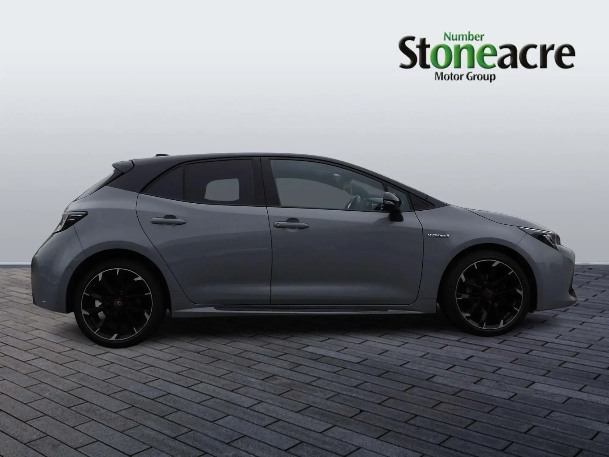 Toyota Corolla Hatchback 1.8 VVT-i Hybrid GR Sport 5dr CVT FL71MWJ Image 2