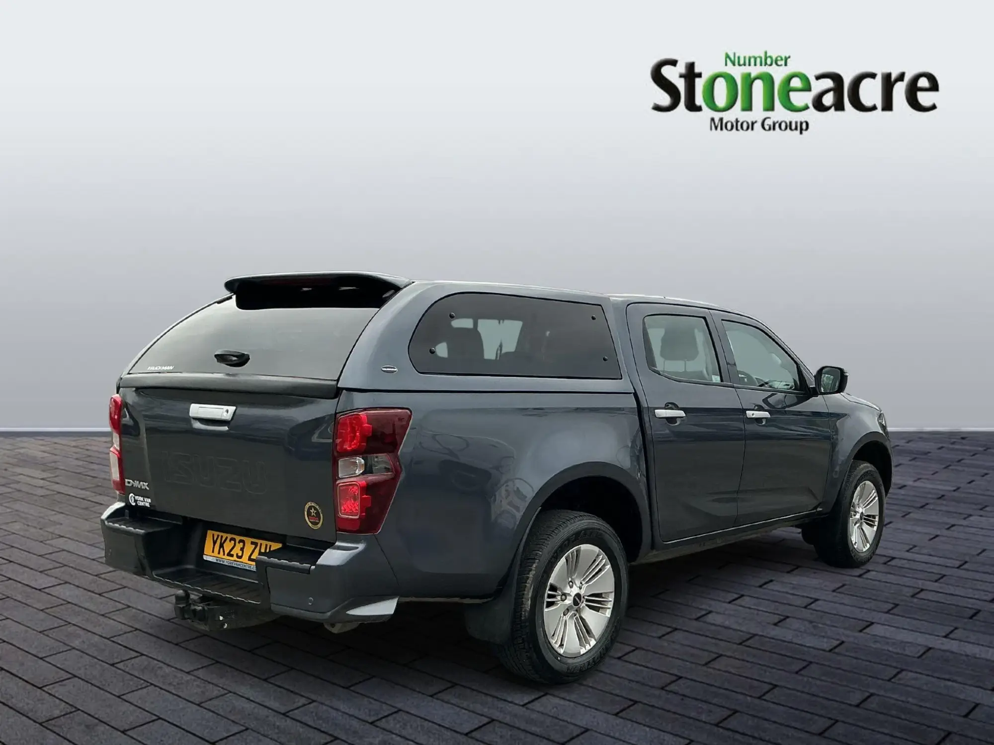 Isuzu D-Max DL20 1.9 TD DL20 4WD Euro 6 (s/s) 4dr YK23ZHL Image 3