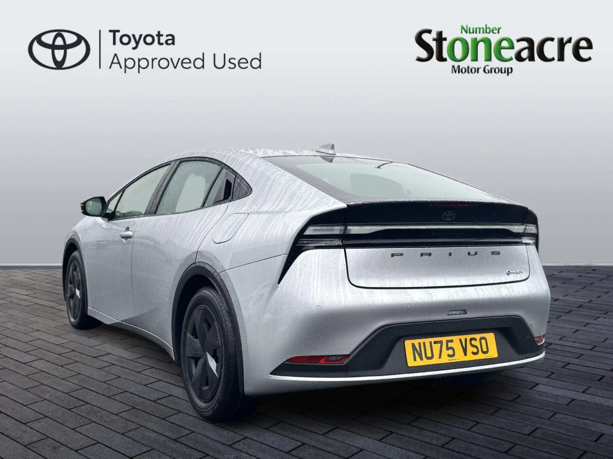 Toyota Prius Plug-in Hybrid Image 5
