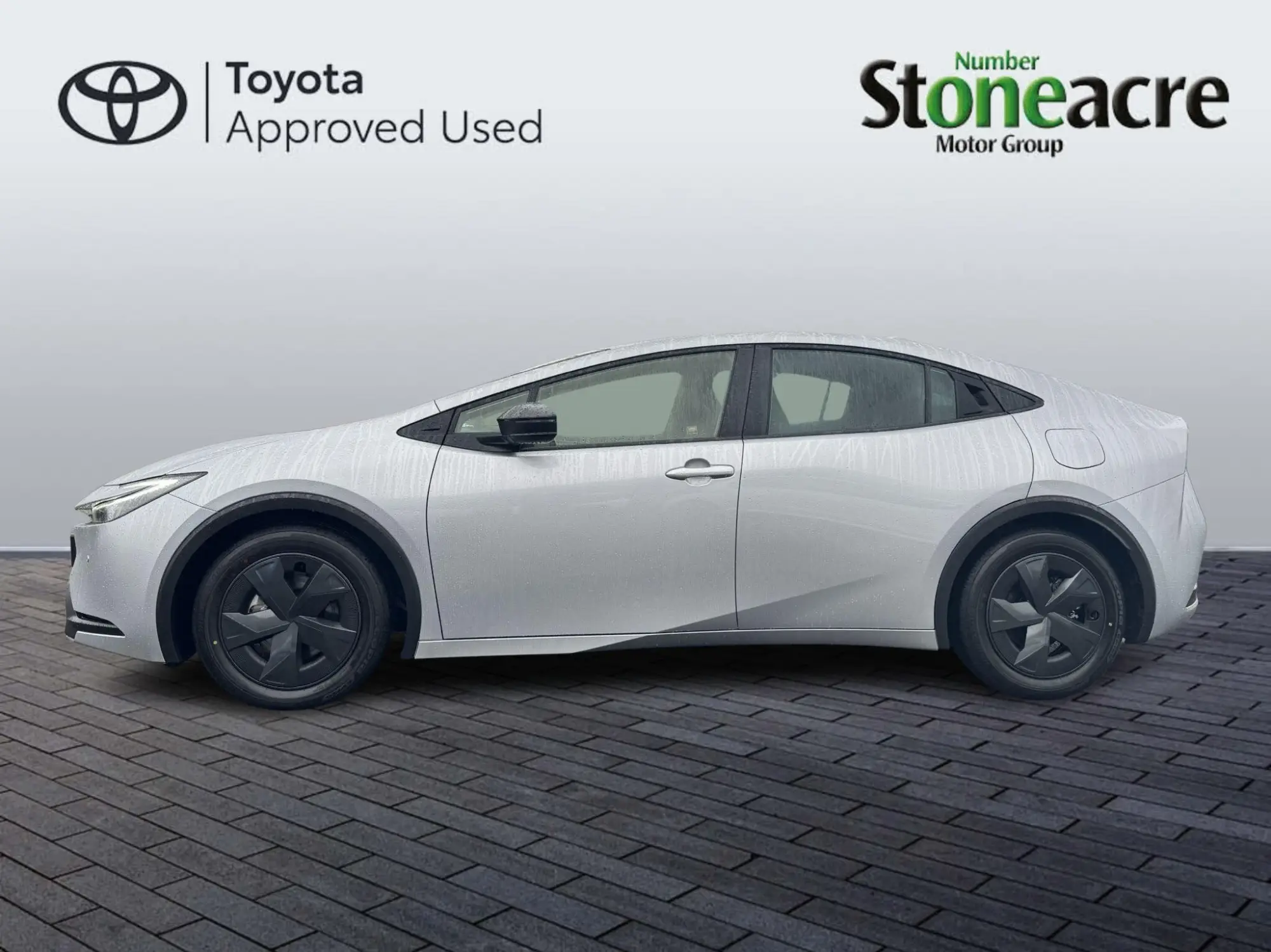 Toyota Prius Plug-in Hybrid Image 6