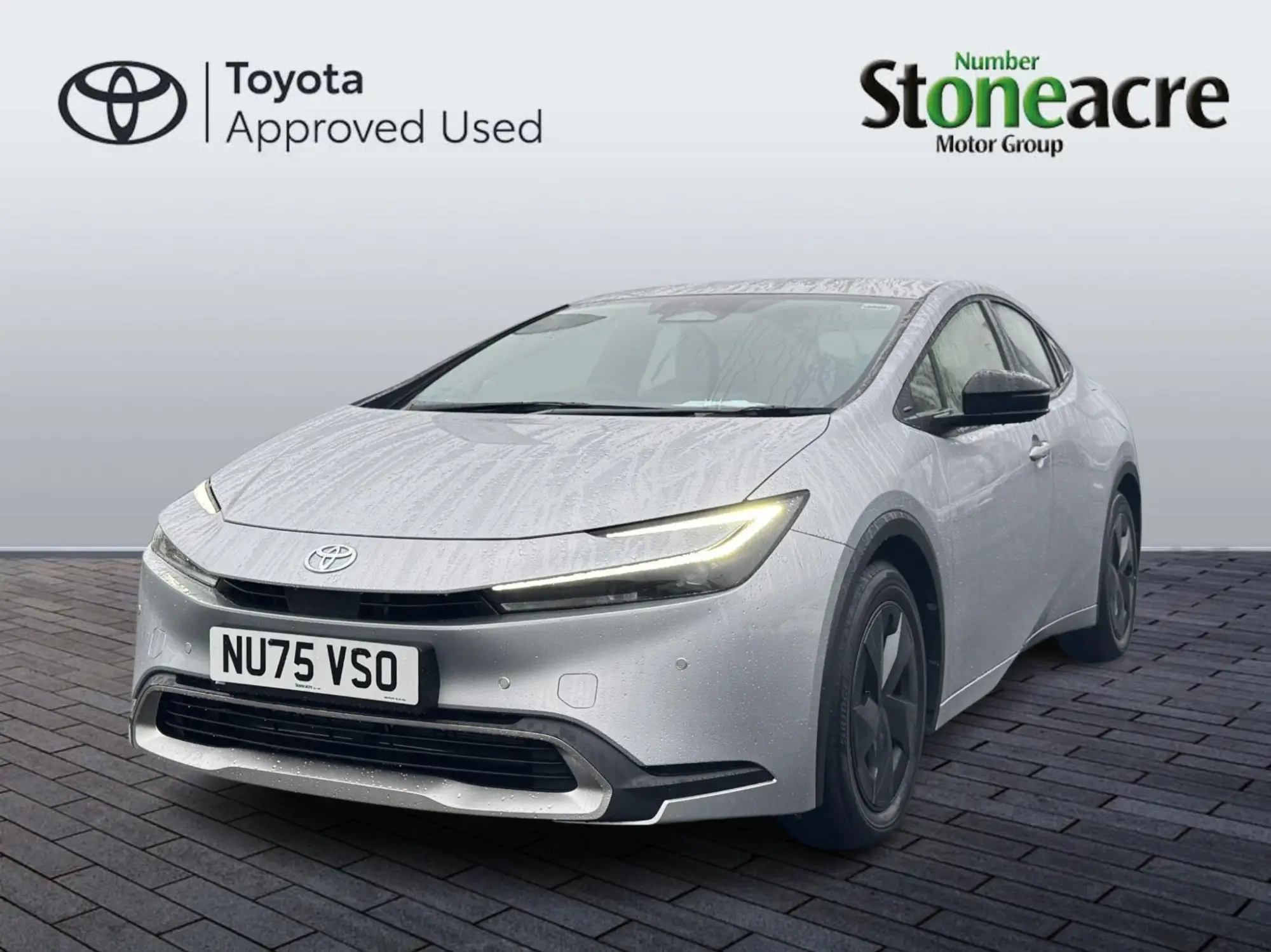 Toyota Prius Plug-in Hybrid Image 7
