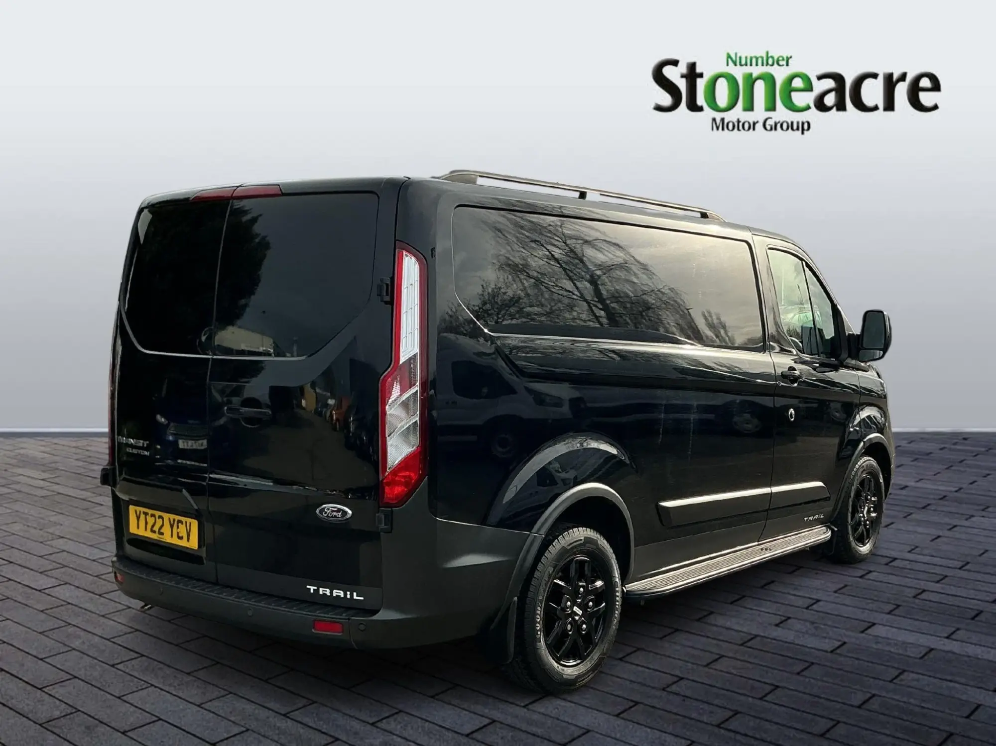 Ford Transit Custom Image 3