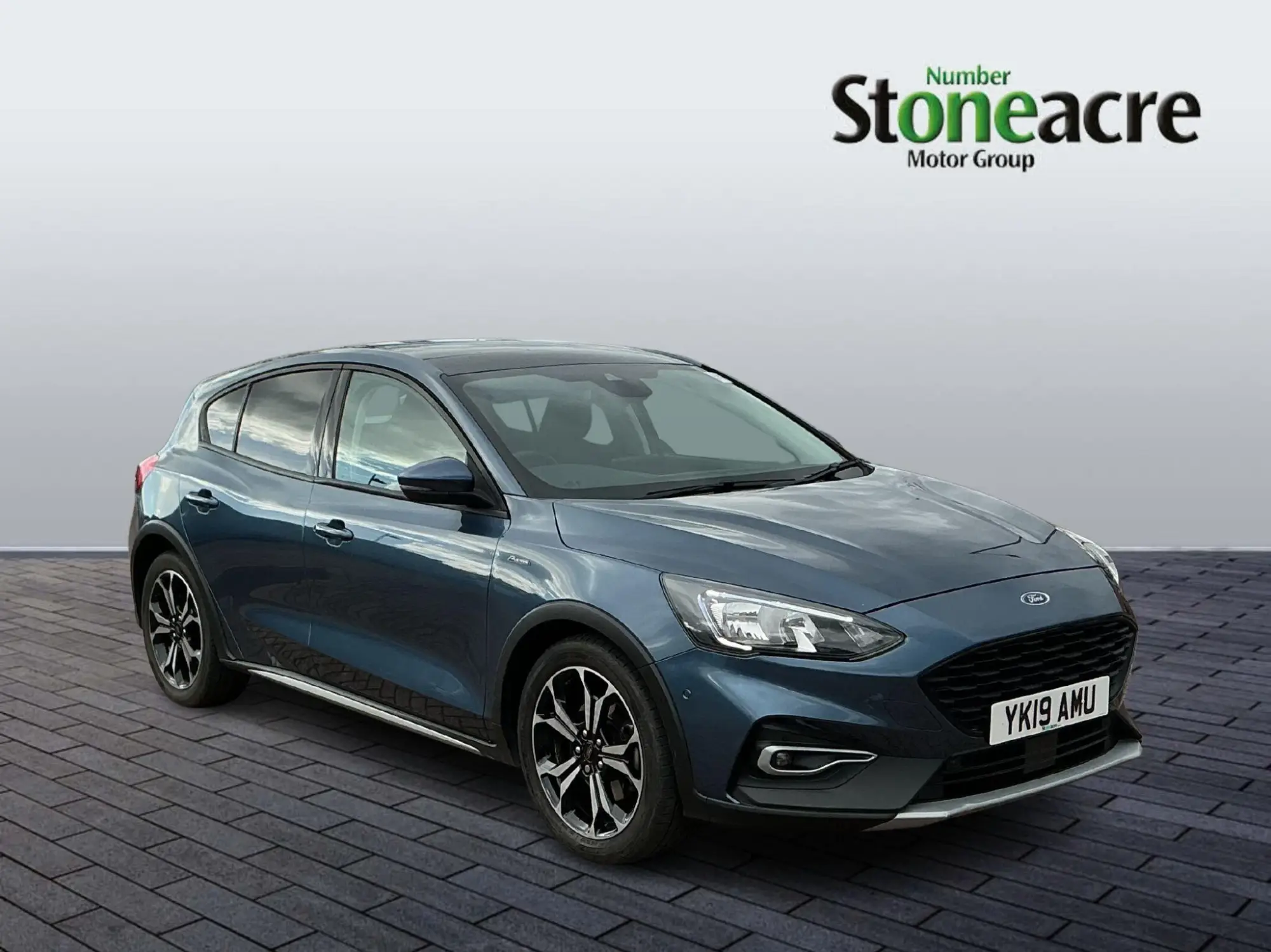 Ford Focus 1.5 EcoBoost 150 Active X 5dr YK19AMU Image 1