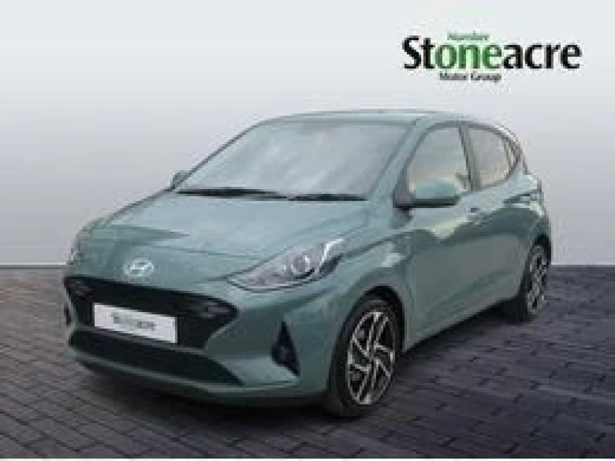 Hyundai i10 1.0 Advance Auto Euro 6 (s/s) 5dr YP26UWJ Image 3