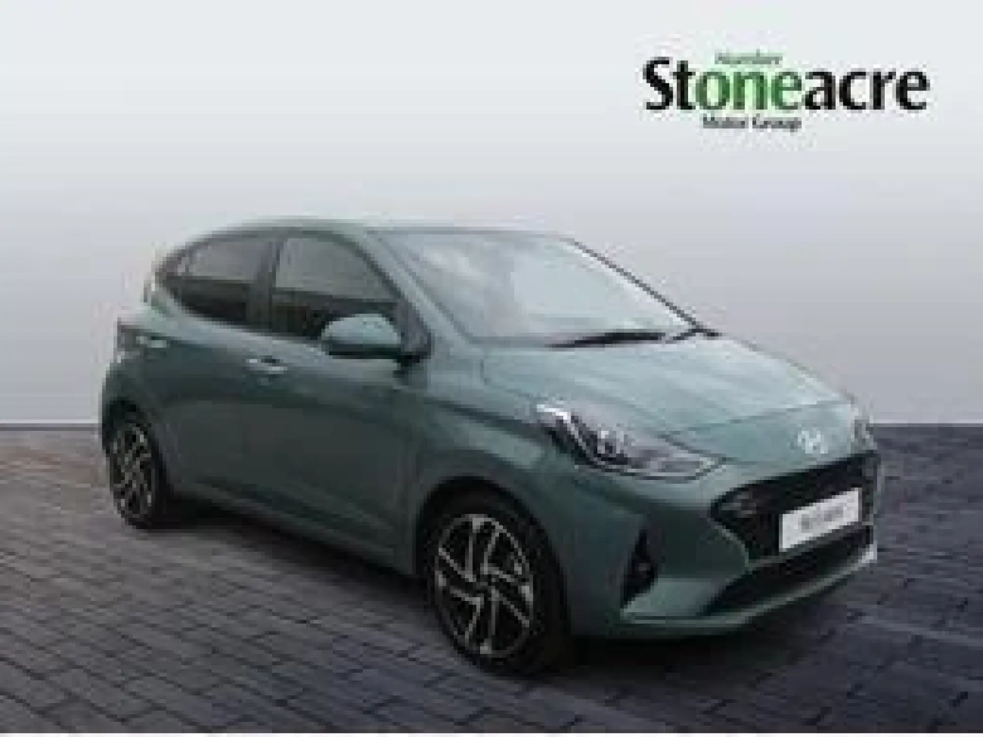 Hyundai i10 1.0 Advance Auto Euro 6 (s/s) 5dr YP26UYW Image 1