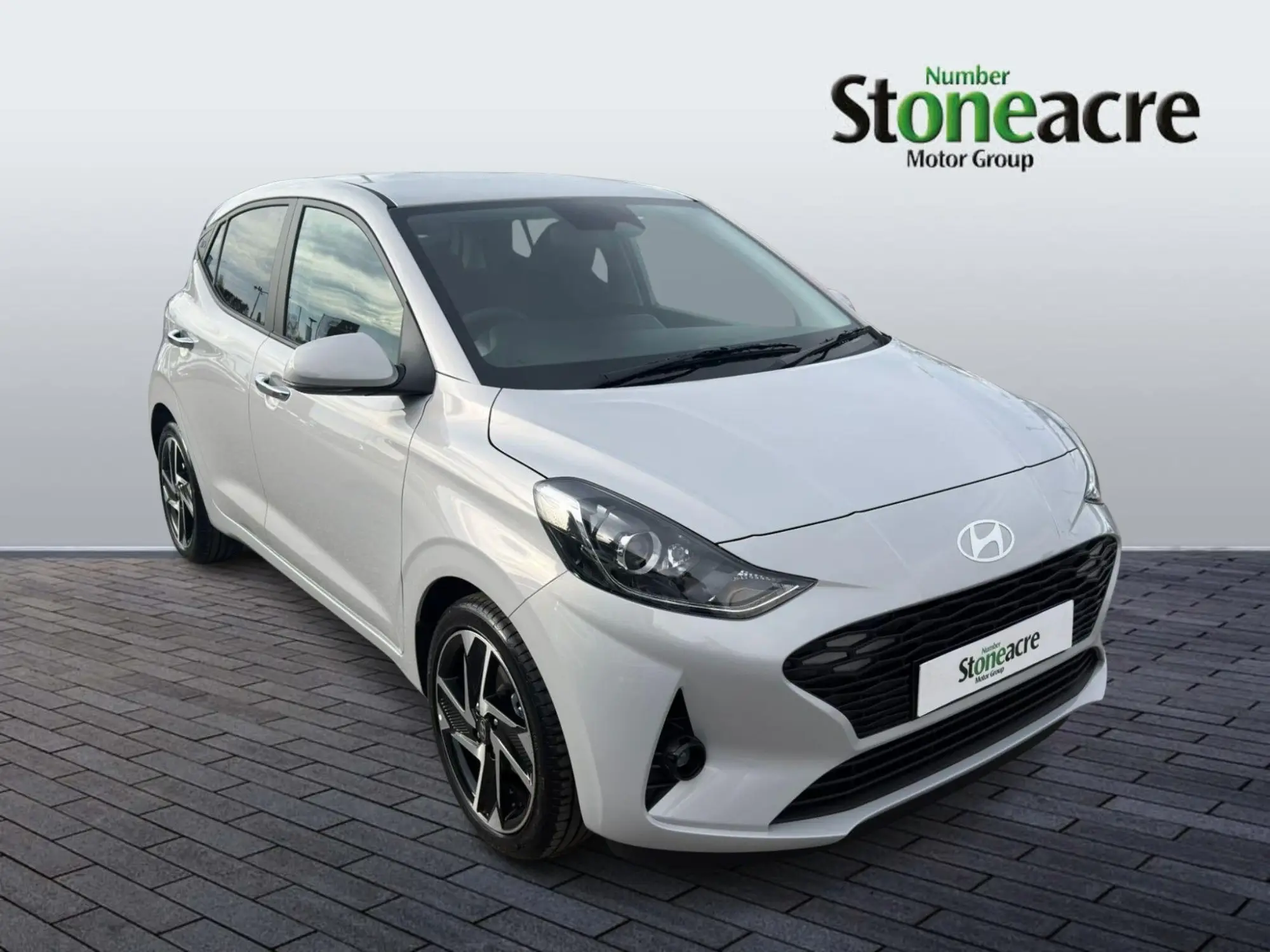 Hyundai i10 Image 1