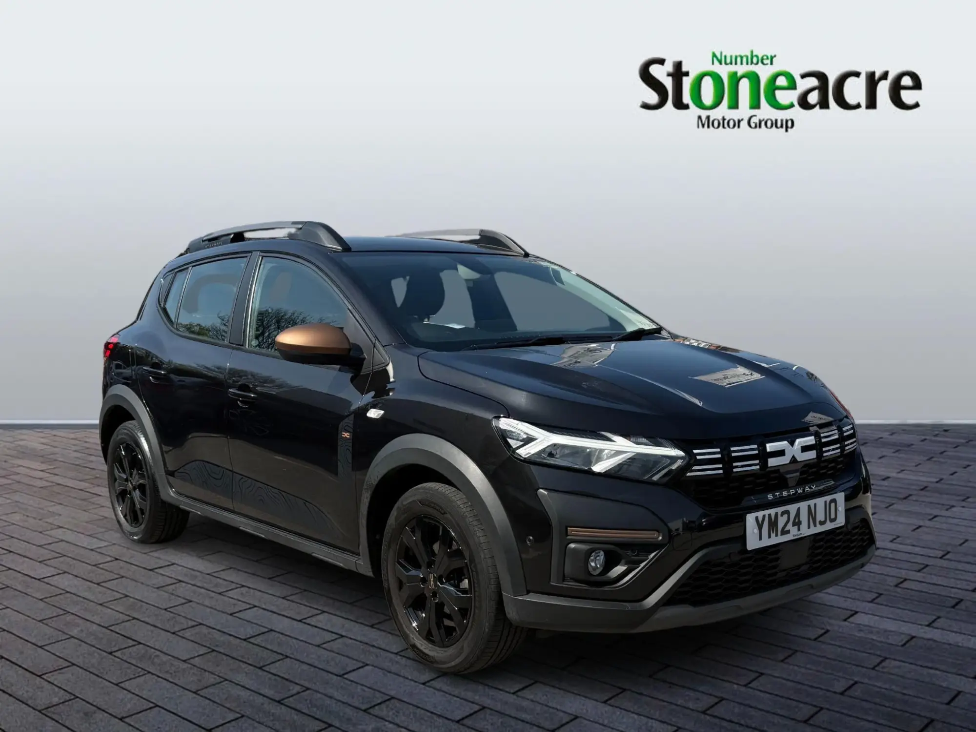 Dacia Sandero Stepway 1.0 TCe Extreme 5dr YM24NJO Image 1