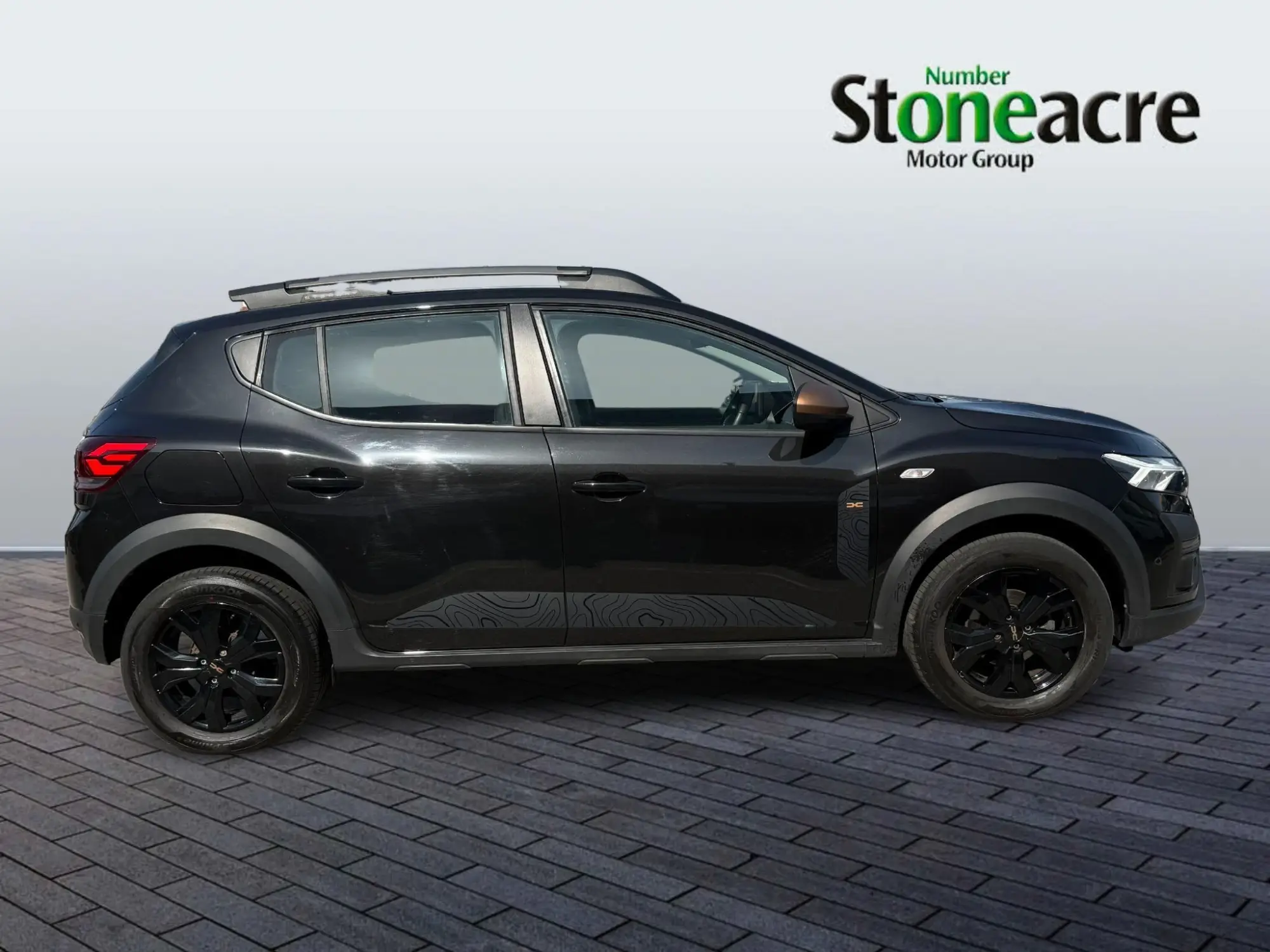 Dacia Sandero Stepway 1.0 TCe Extreme 5dr YM24NJO Image 2