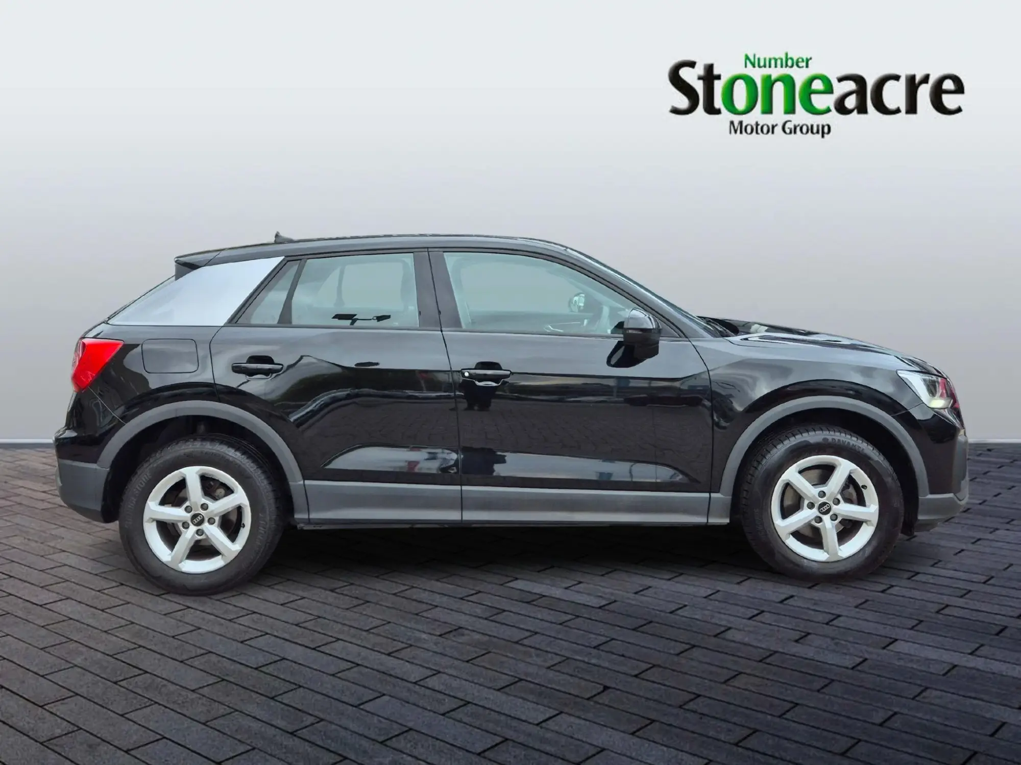 Audi Q2 1.0 TFSI 30 Technik Euro 6 (s/s) 5dr MJ73VZL Image 2