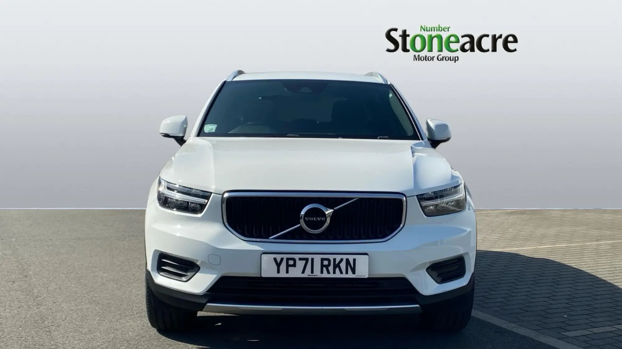 Volvo XC40 Image 2