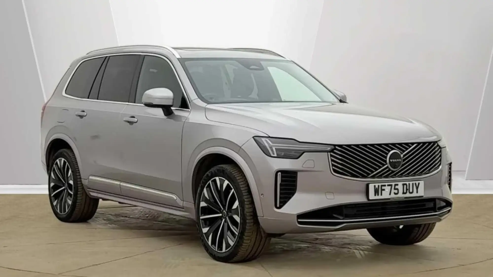 Volvo XC90 2.0 T8 18.8kWh Ultra Bright Auto 4WD Euro 6 (s/s) 5dr WF75DUY Image 1