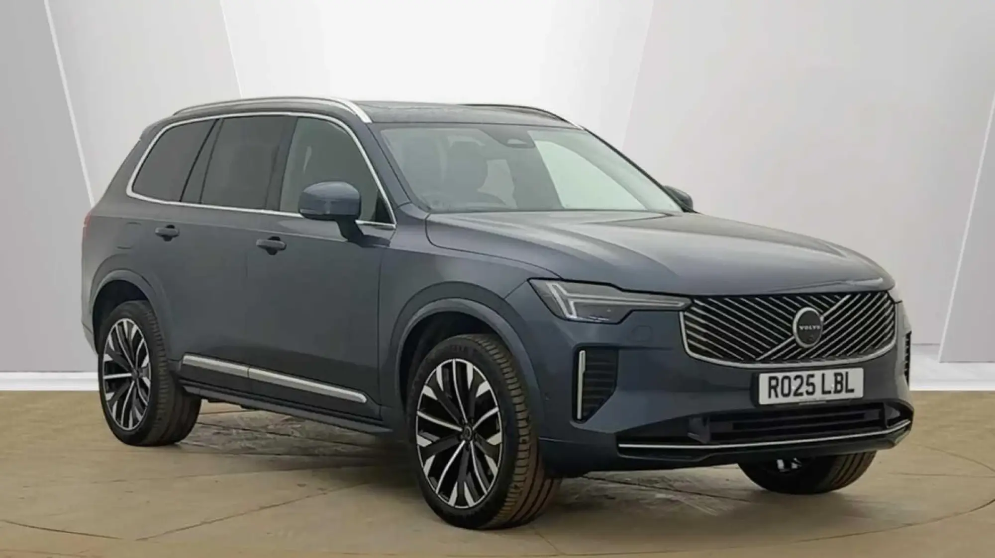 Volvo XC90 Image 1