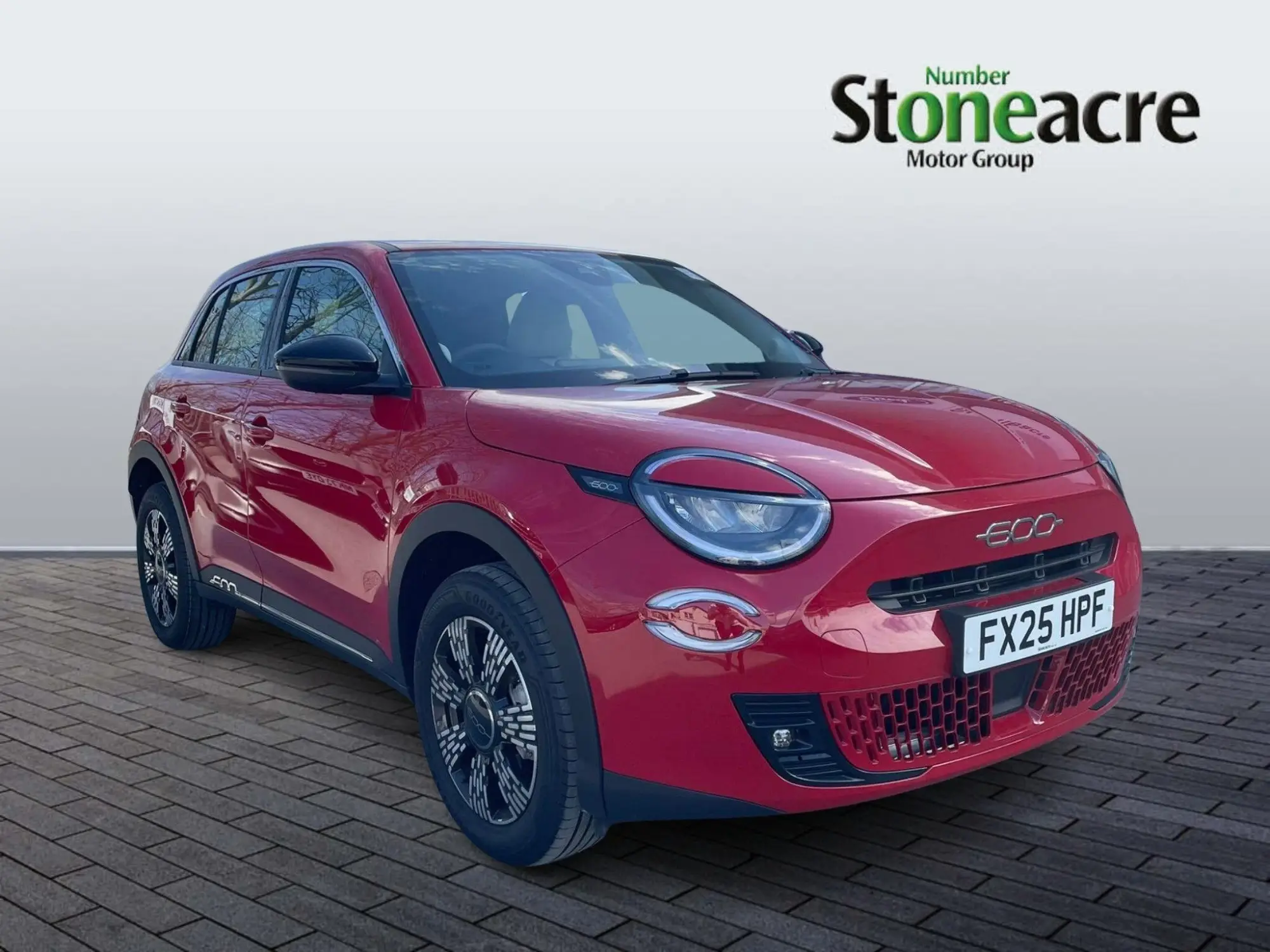 Fiat 600 1.2 MHEV e-DCT Euro 6 (s/s) 5dr FX25HPF Image 1