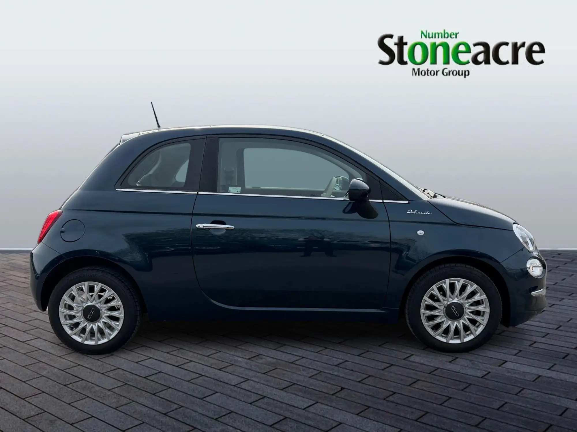 Fiat 500 1.0 Mild Hybrid Dolcevita [Part Leather] 3dr YN72OES Image 2