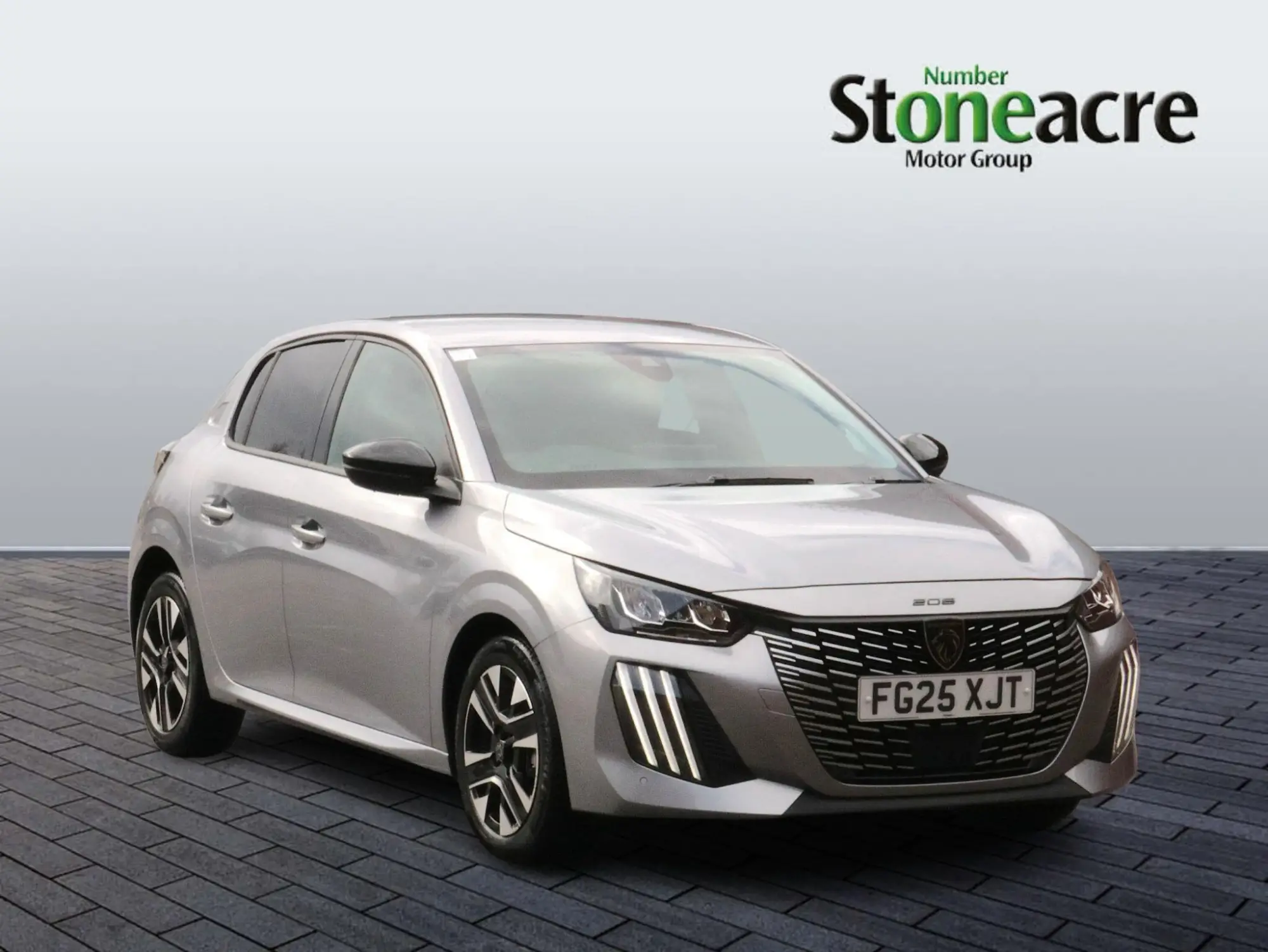 Peugeot 208 Image 1