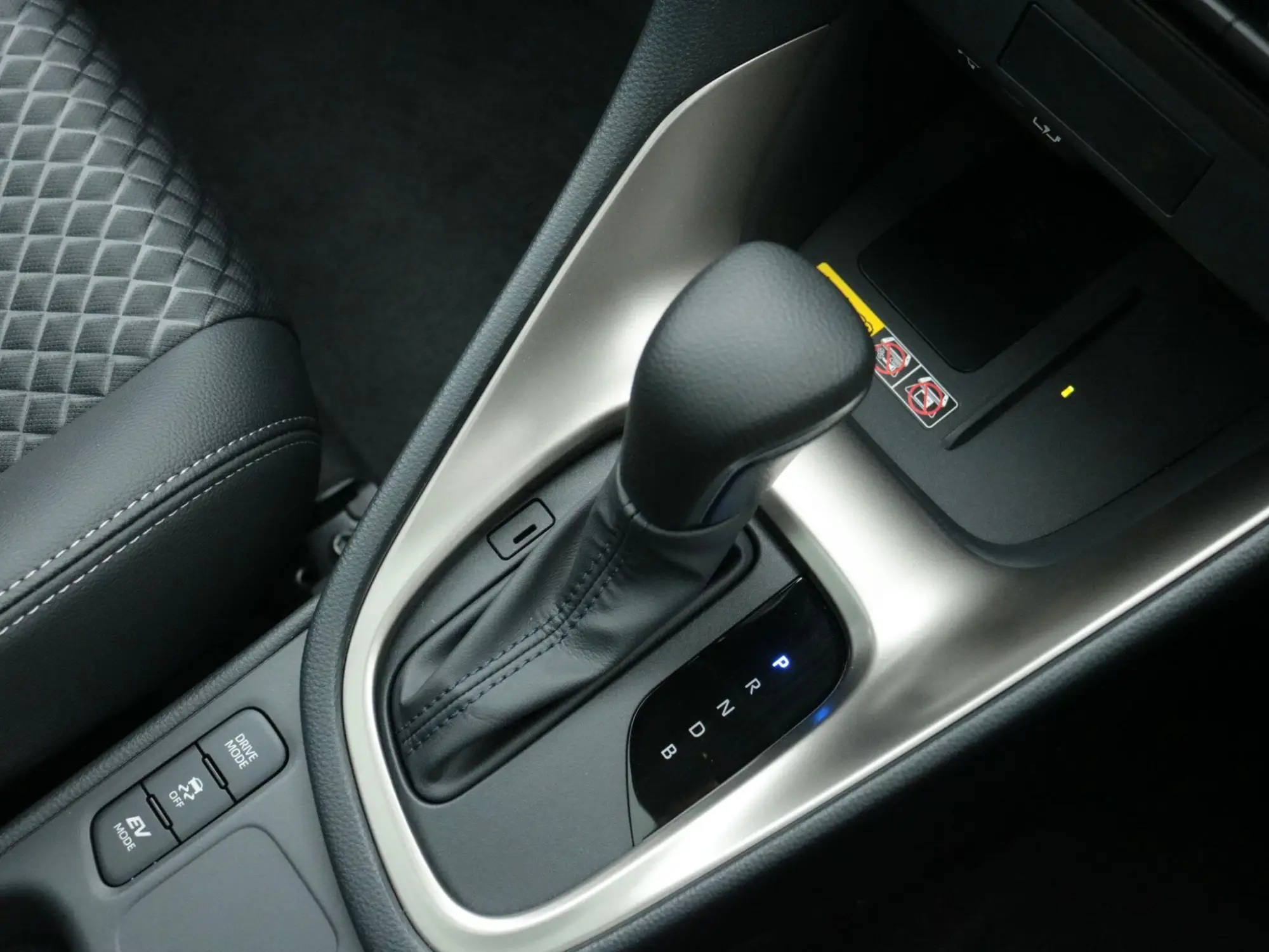 Mazda2 Hybrid Image 20 Mazda2 Hybrid Image 20