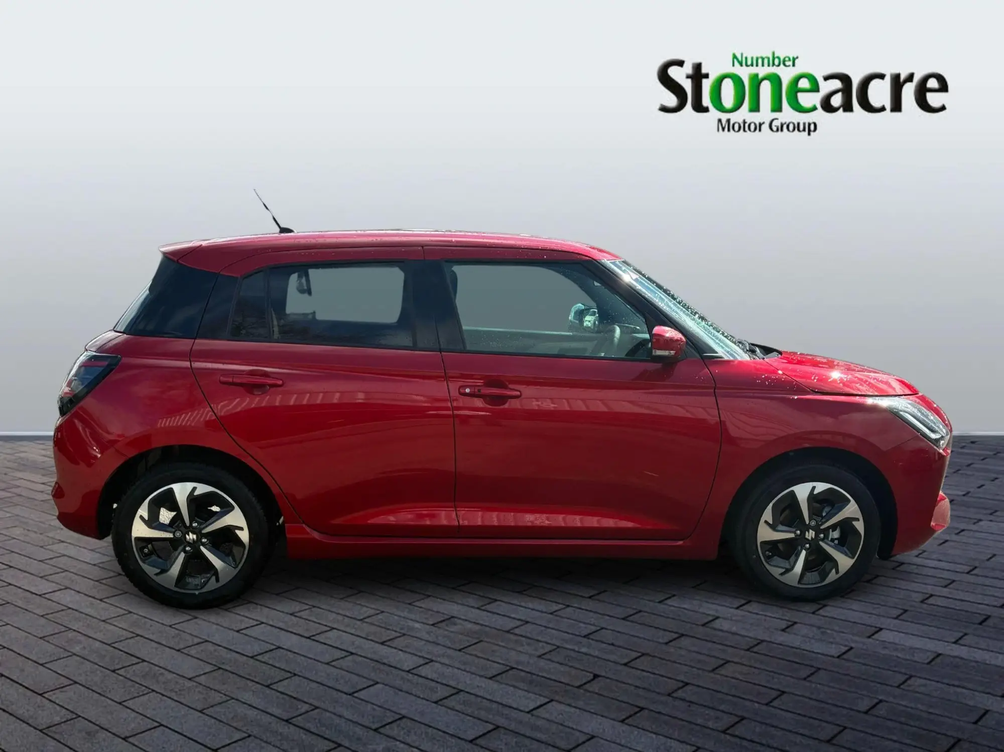 Suzuki Swift Image 2