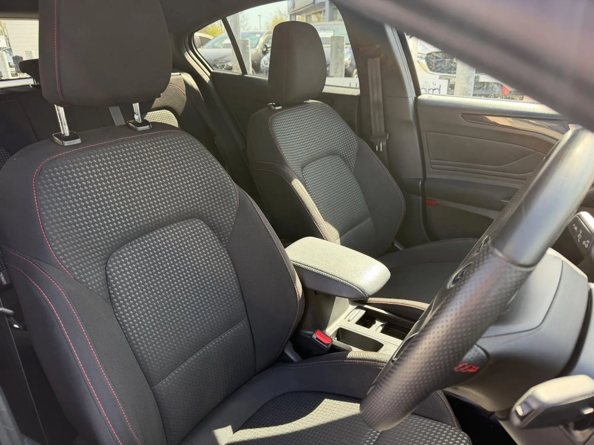 Ford Focus Image 10