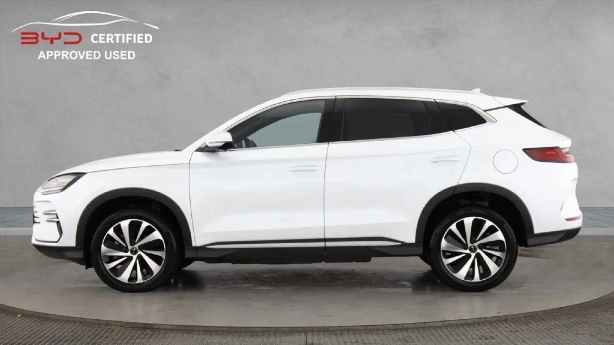 BYD Seal U 1.5 DM-i 18.3kWh Boost CVT Auto Euro 6 (s/s) 5dr LA25SYT Image 3