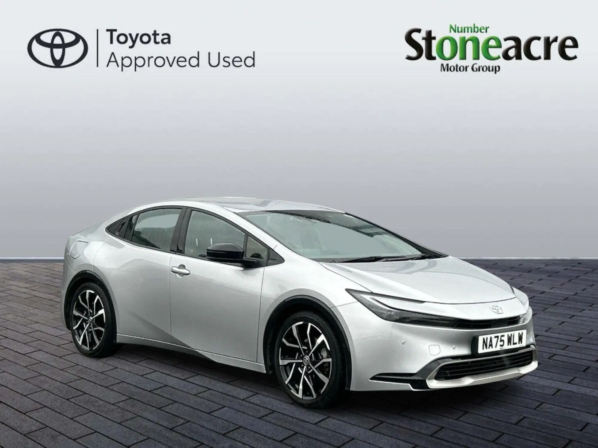 Toyota Prius Plug-in Hybrid 2.0 13.6 kWh Excel CVT Euro 6 (s/s) 5dr NA75WLW Image 1