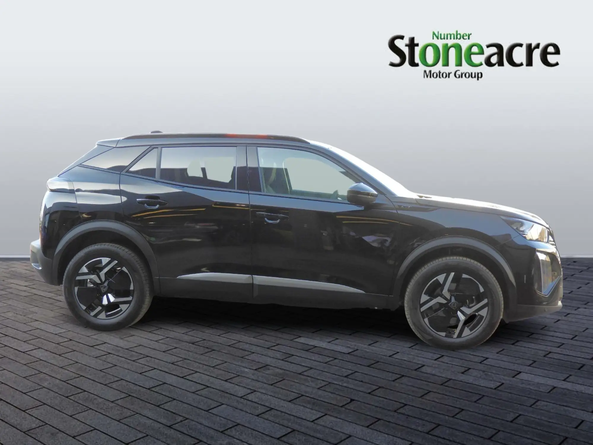 Peugeot 2008 Image 2