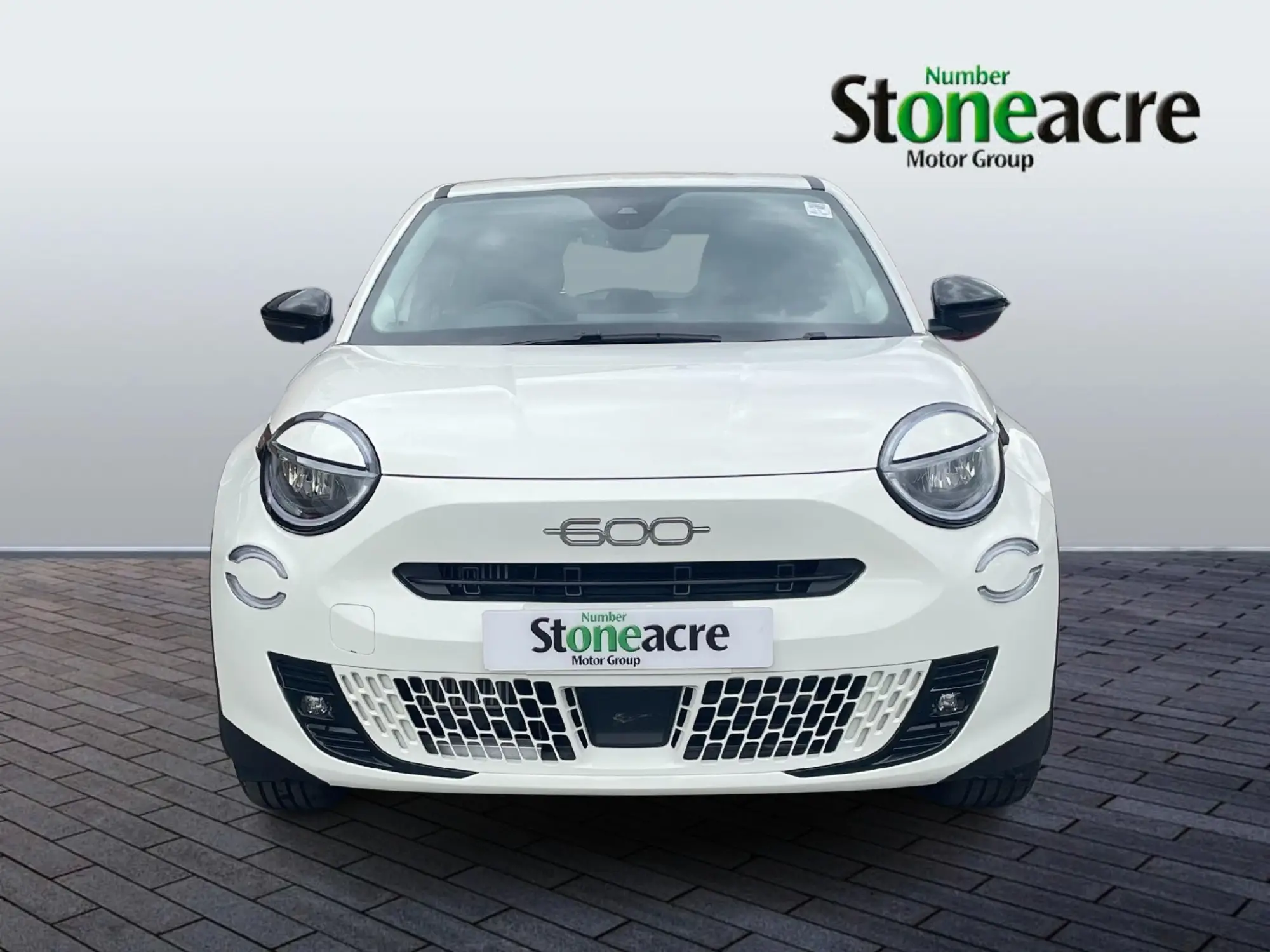 Fiat 600 1.2 MHEV La Prima e-DCT Euro 6 (s/s) 5dr FJ75KAE Image 2