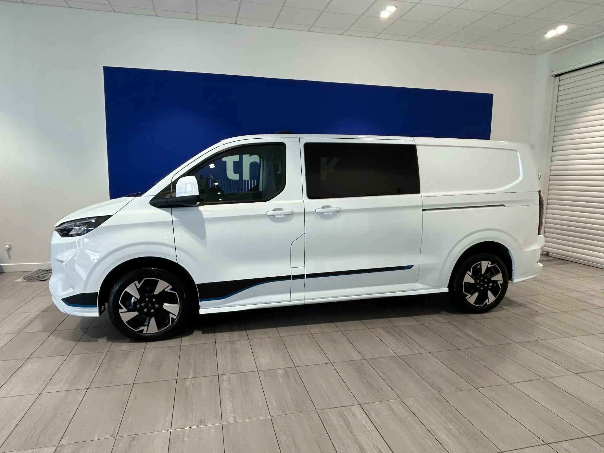 Ford Transit Custom Image 2