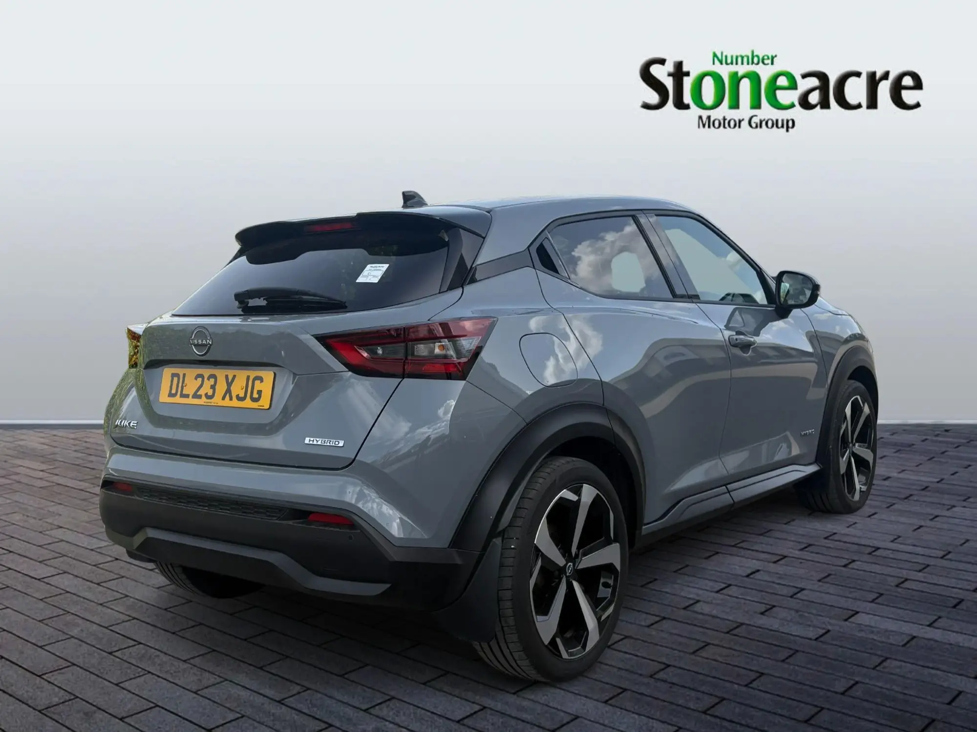 Nissan Juke Hybrid Image 3