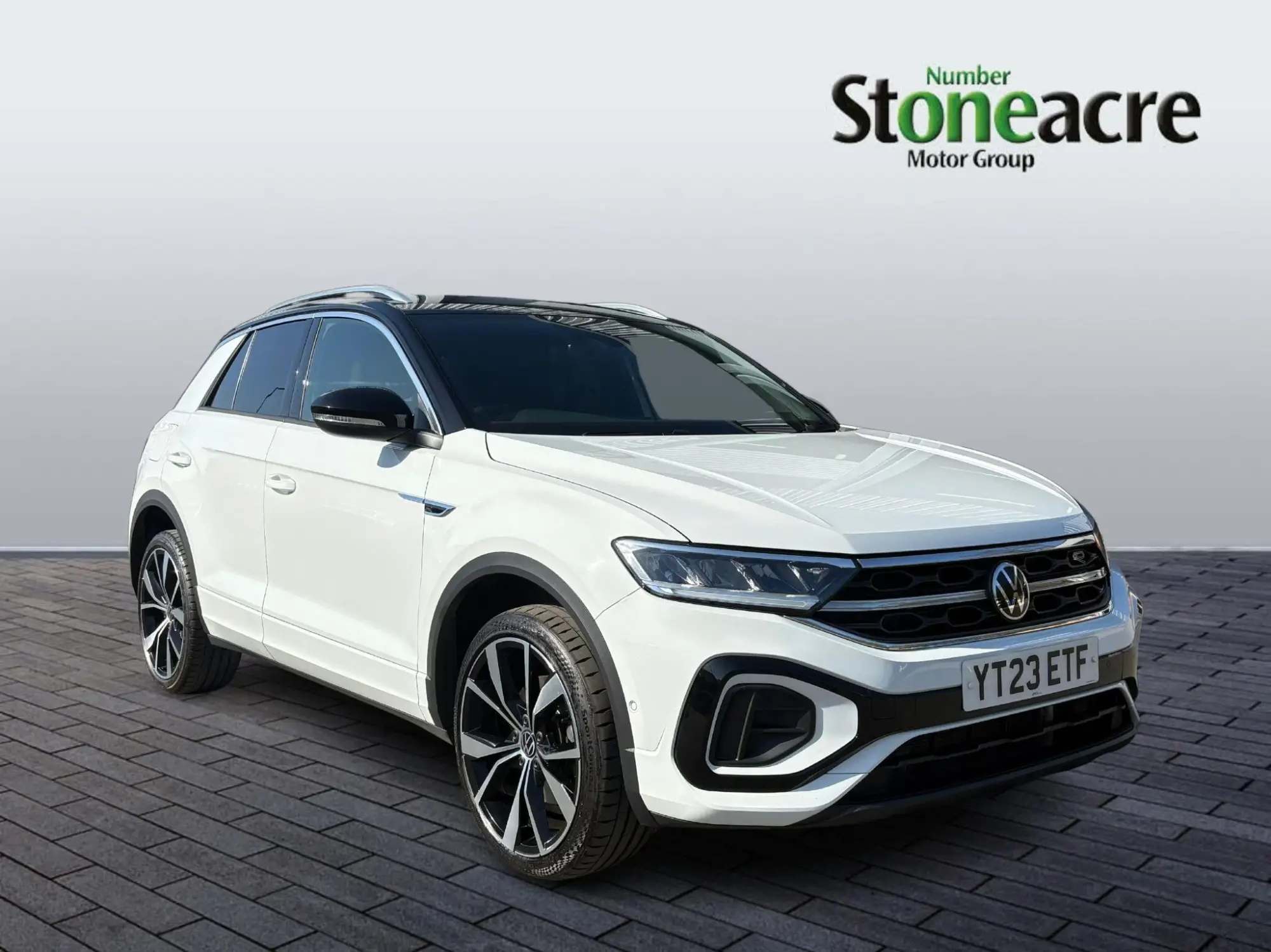 Volkswagen T-Roc 2.0 TSI R-Line DSG 4Motion Euro 6 (s/s) 5dr YT23ETF Image 1