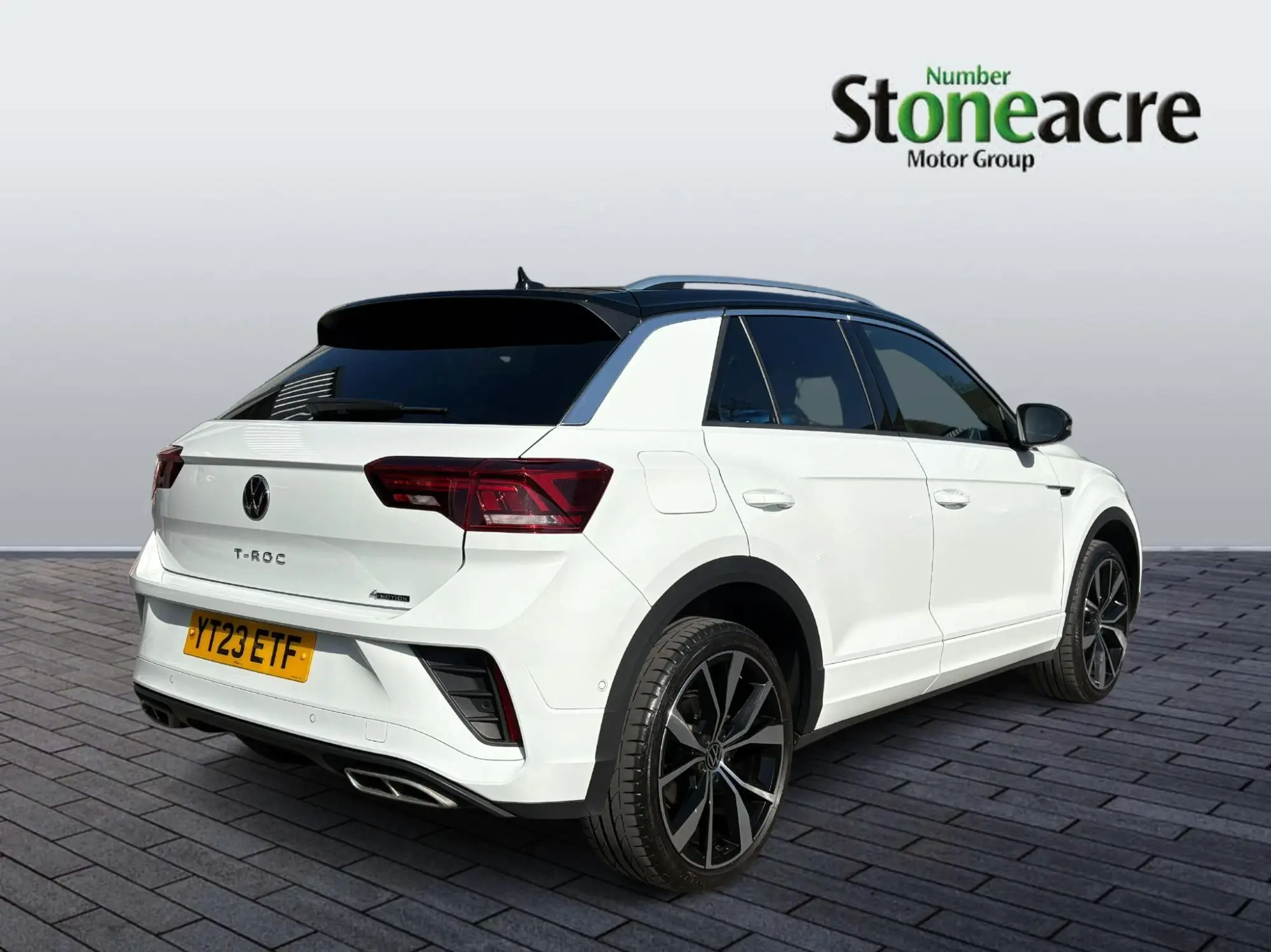 Volkswagen T-Roc 2.0 TSI R-Line DSG 4Motion Euro 6 (s/s) 5dr YT23ETF Image 3